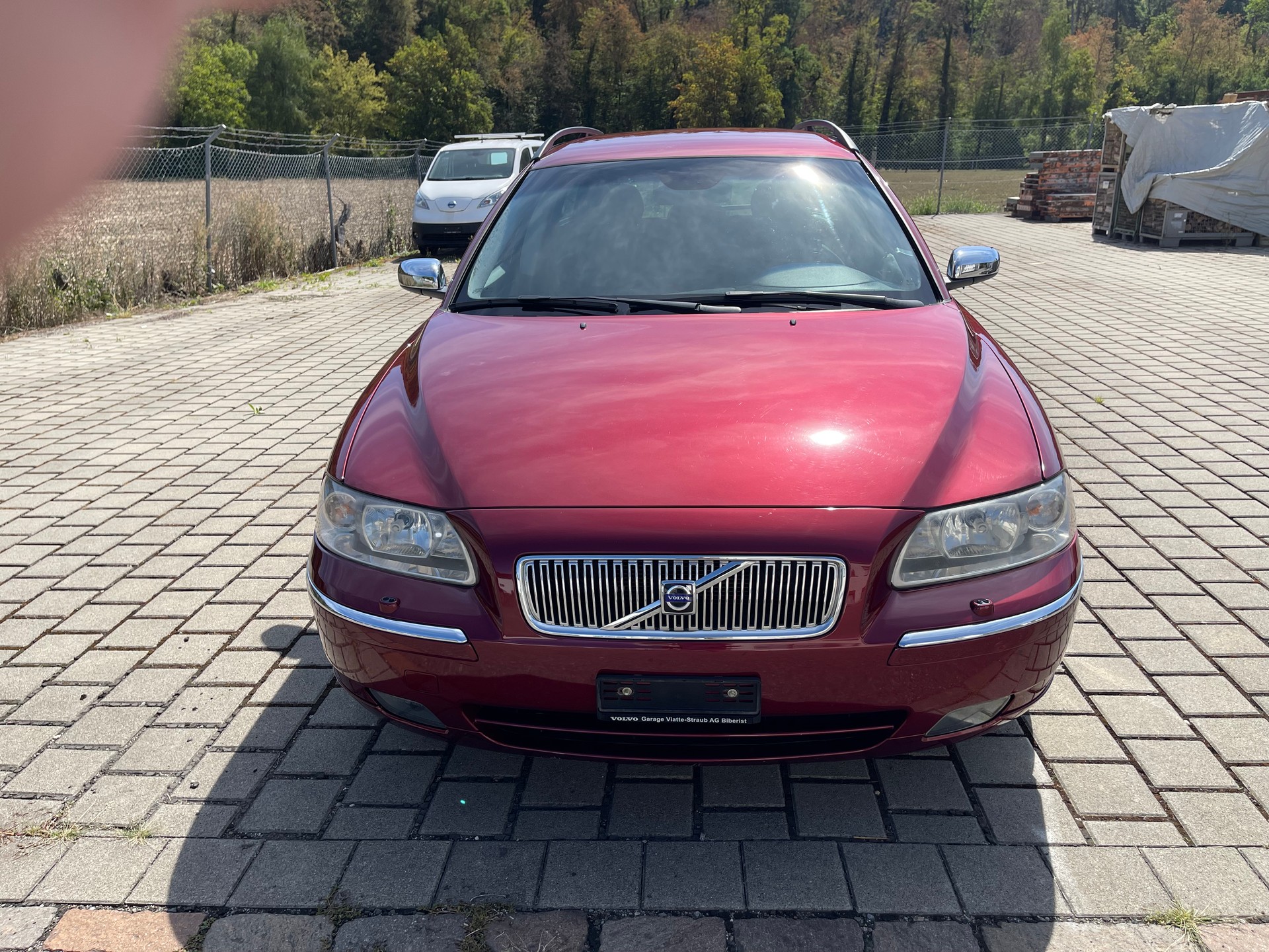 VOLVO V70 D5 AWD Summum-image-7