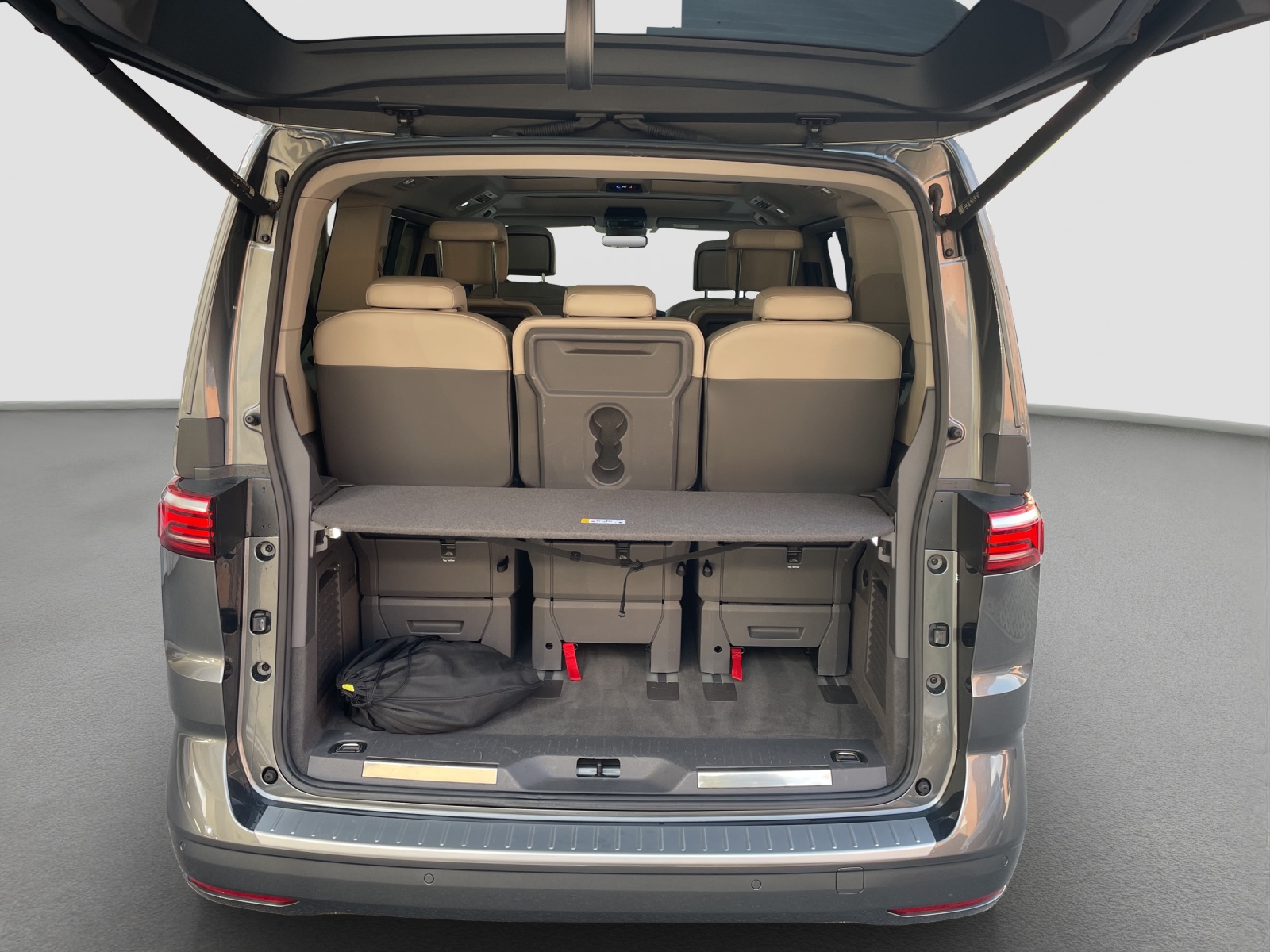VW Multivan 1.4 eHybrid Style Liberty DSG-image-9
