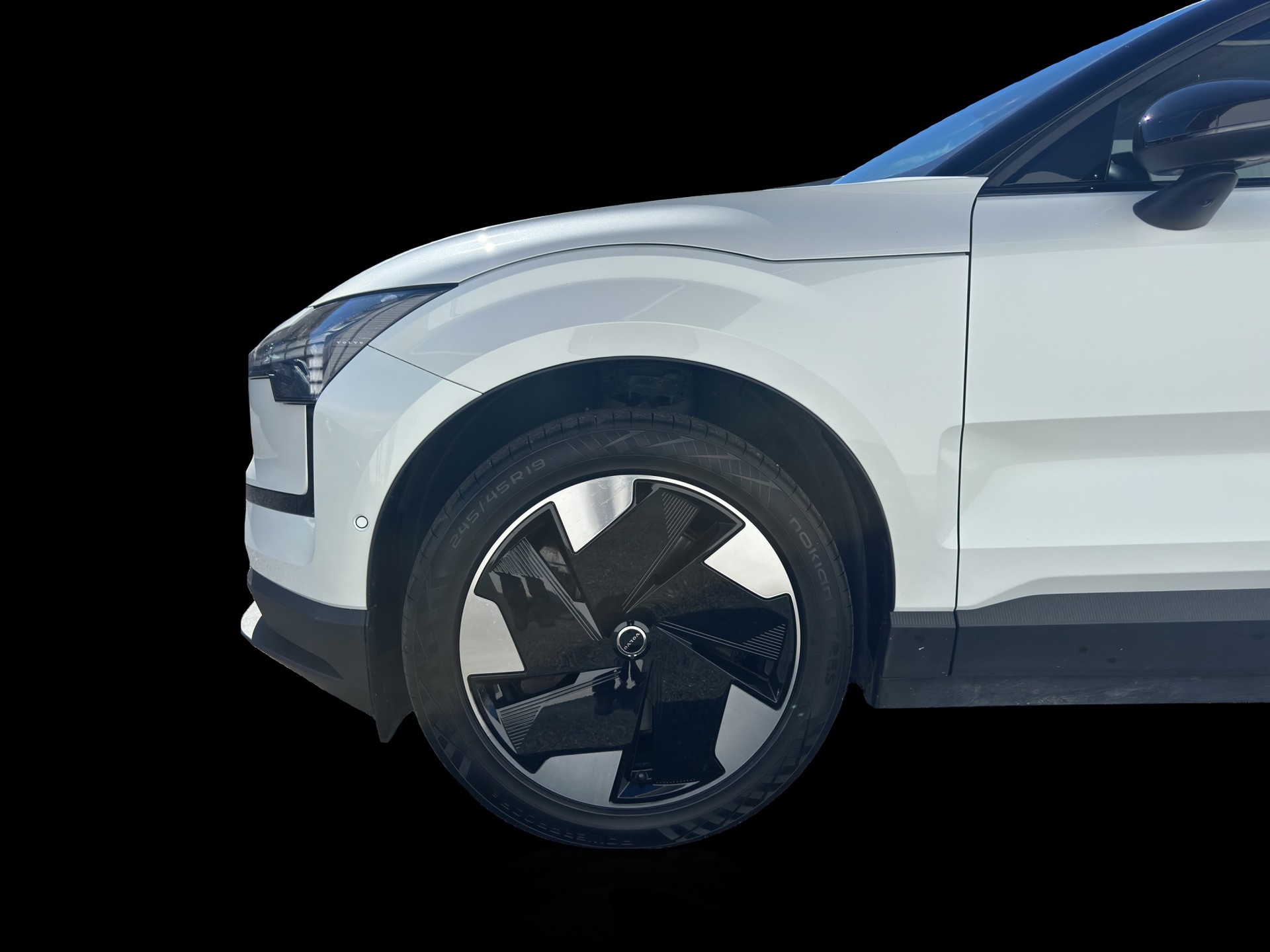 VOLVO EX30 E60 Twin Ultra AWD-image-8