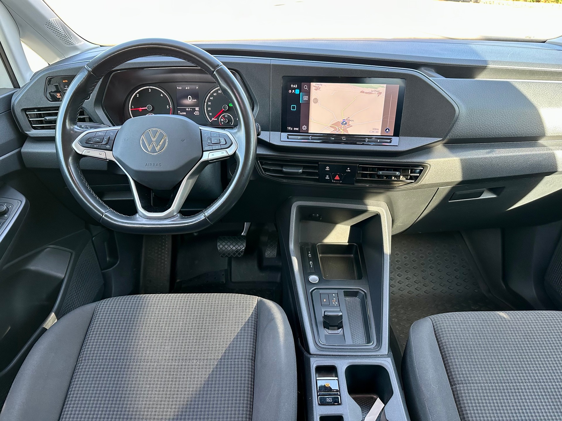 VW Caddy 2.0 TDI Liberty DSG-image-9