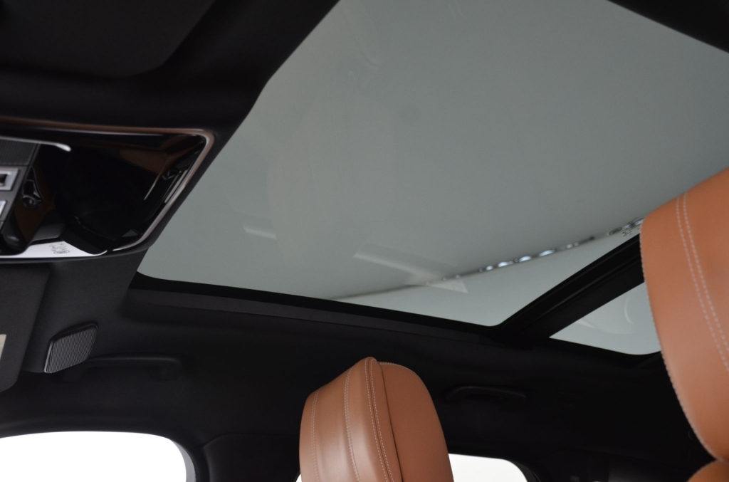 LAND ROVER Range Rover Velar R-Dynamic P 380 HSE Automatic-image-10