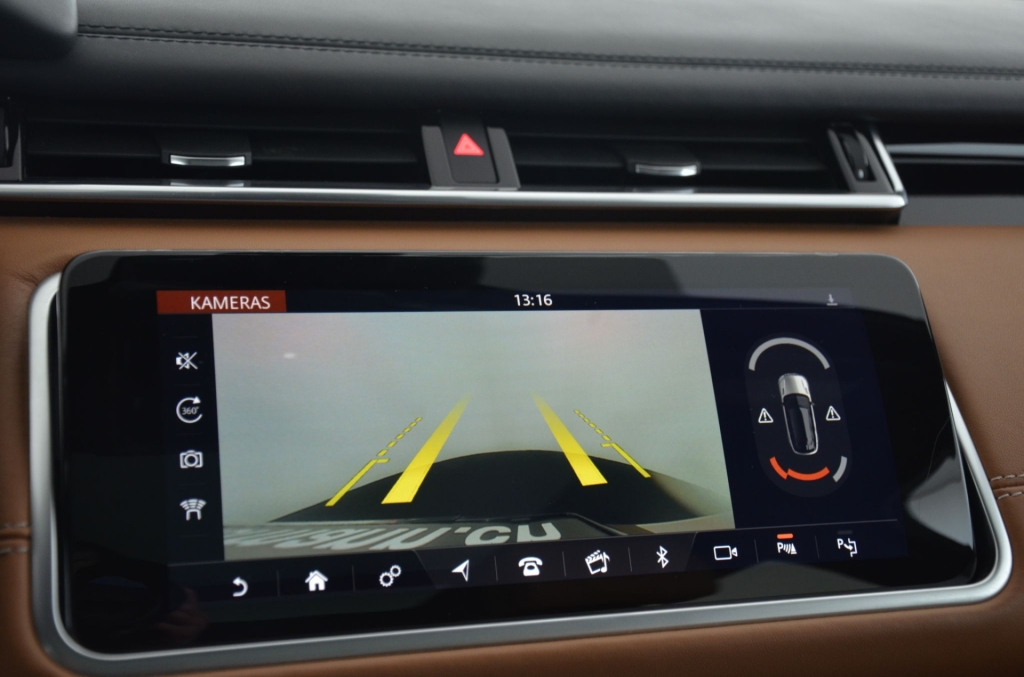 LAND ROVER Range Rover Velar R-Dynamic P 380 HSE Automatic-image-18