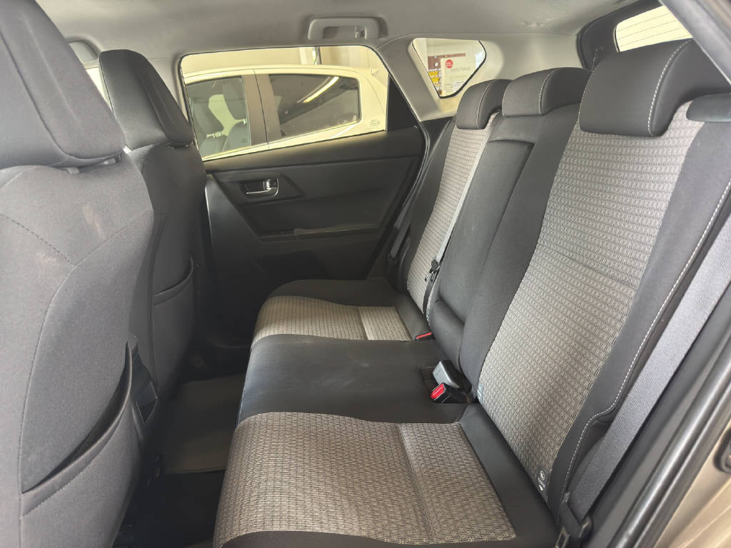 TOYOTA Auris 1.8 HSD Trend-image-14