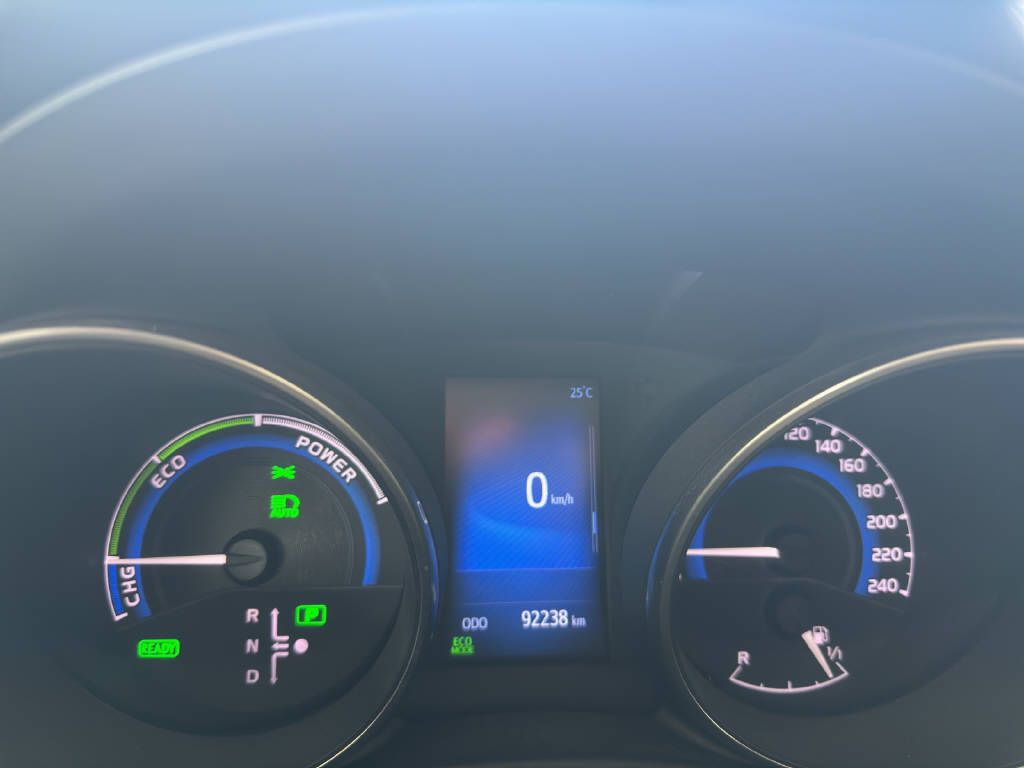 TOYOTA Auris 1.8 HSD Trend-image-7