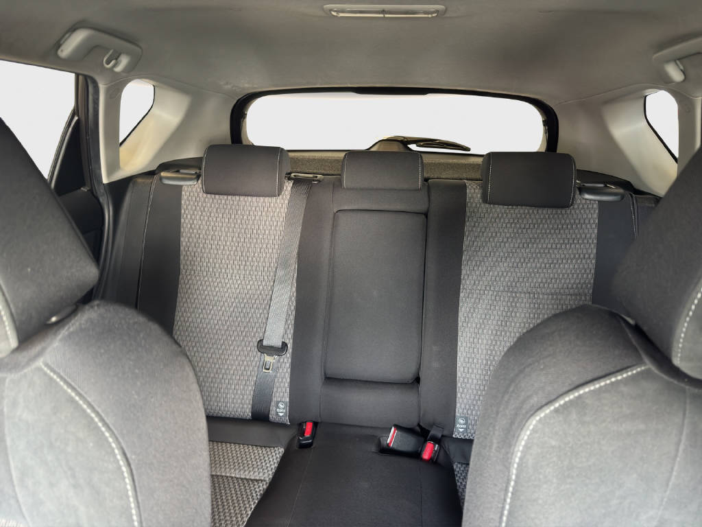TOYOTA Auris 1.8 HSD Trend-image-15