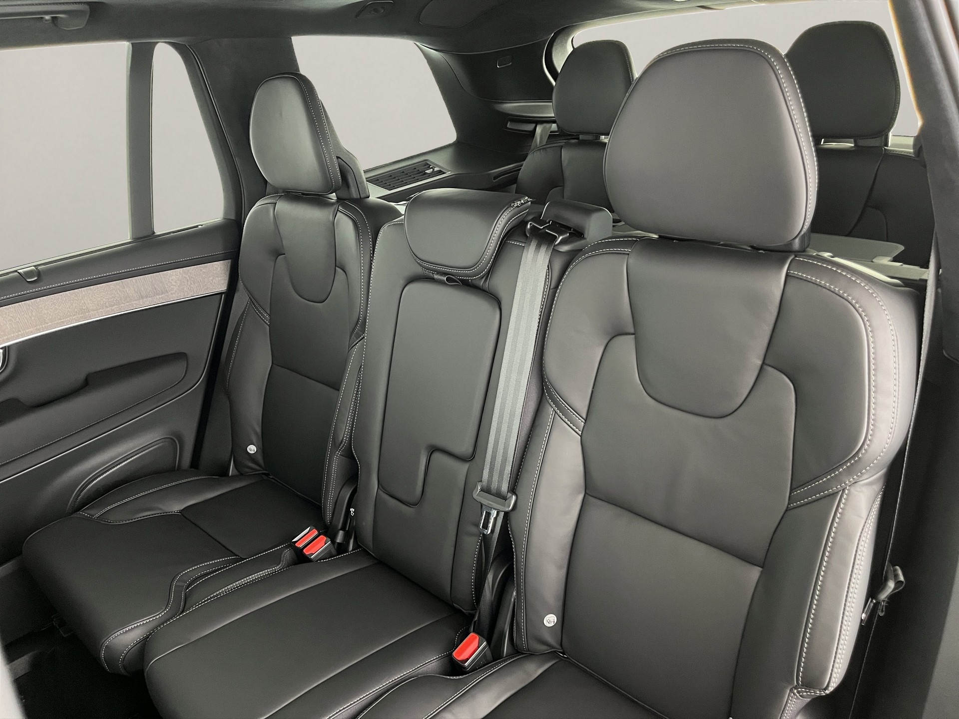 VOLVO XC90 2.0 T8 TE Ultra Bright eAWD-image-16