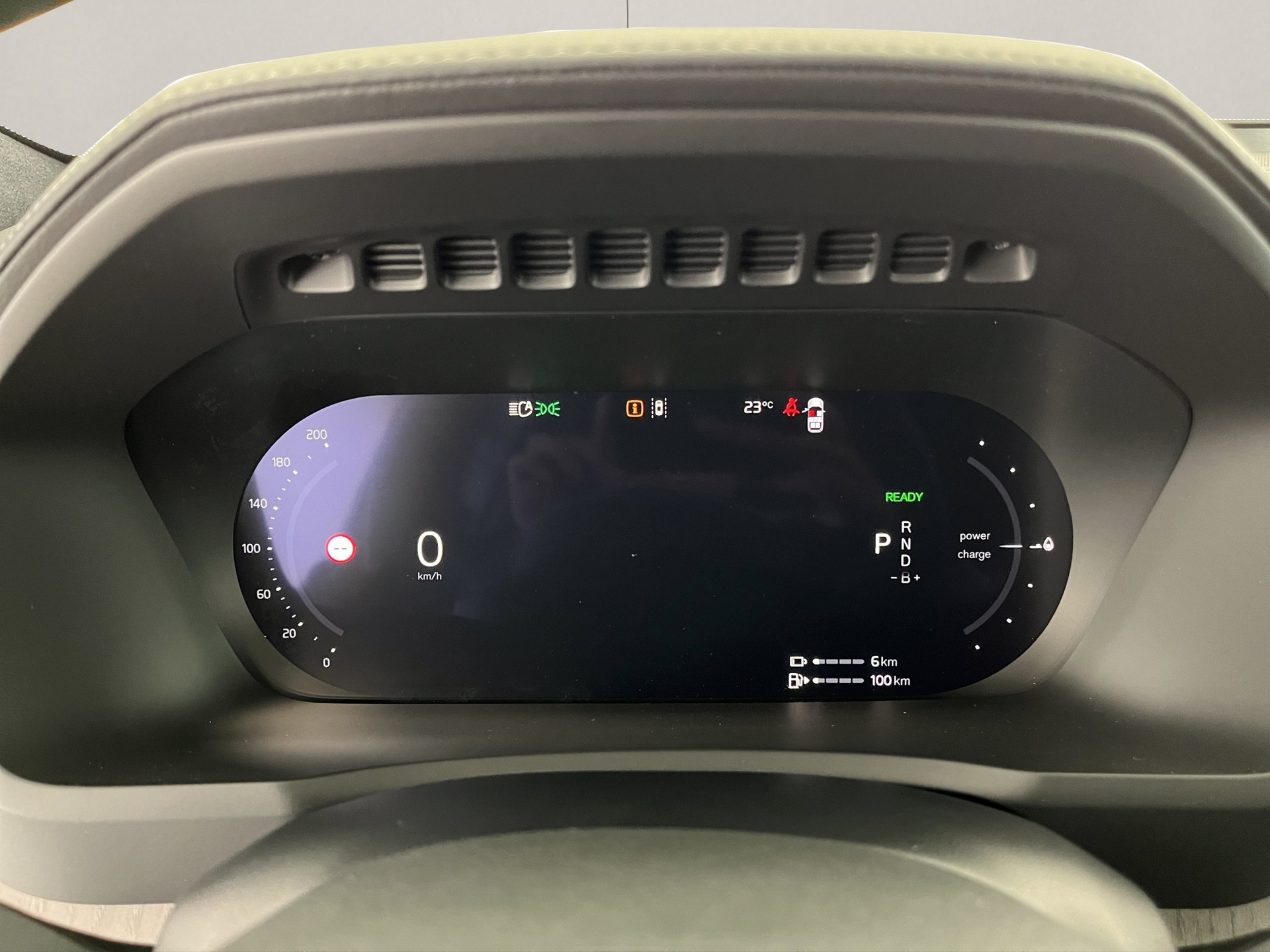 VOLVO XC90 2.0 T8 TE Ultra Bright eAWD-image-15