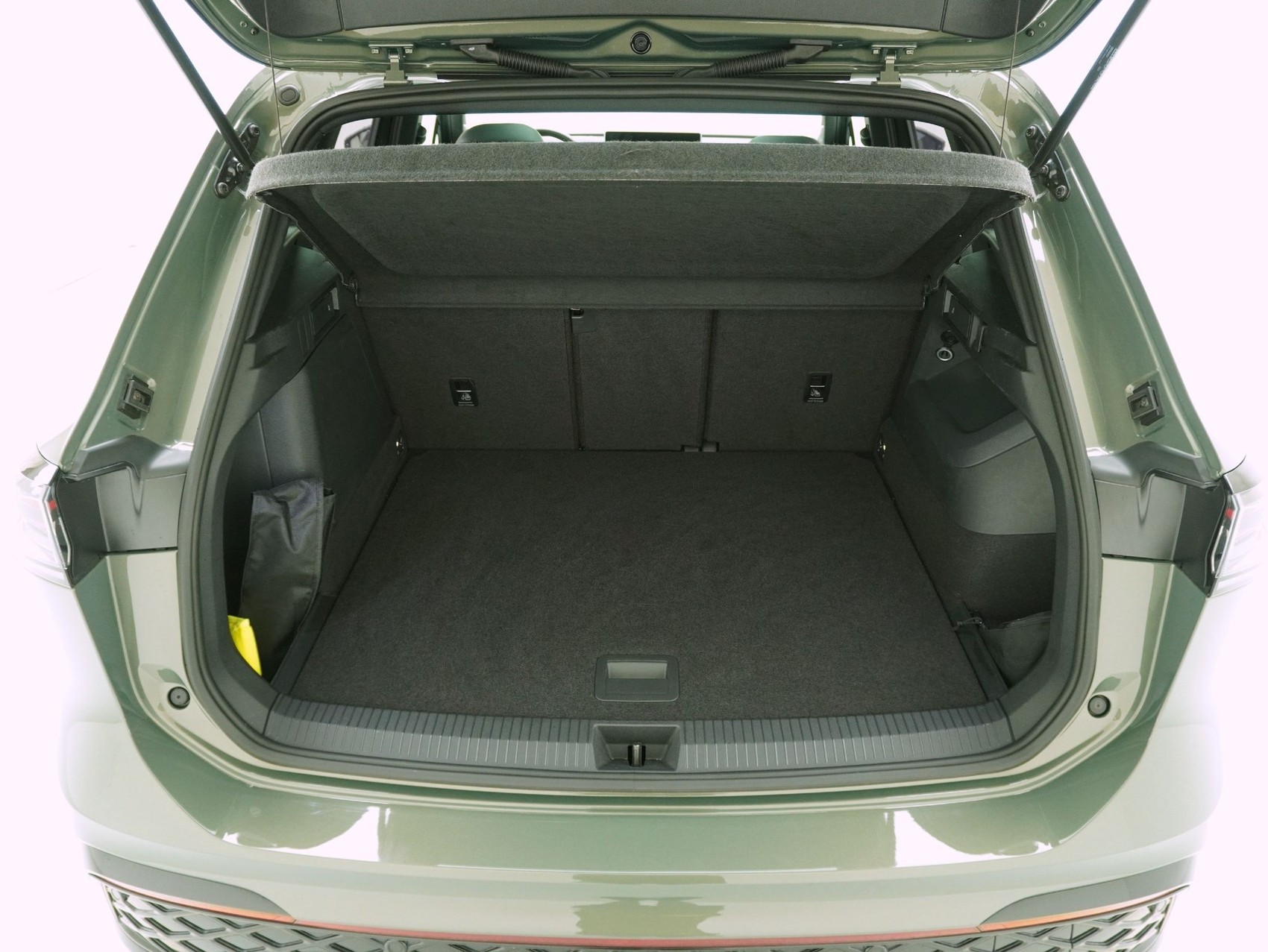 VW Tiguan 1.5 TSI DSG PHEV R-Line Black Style-image-13