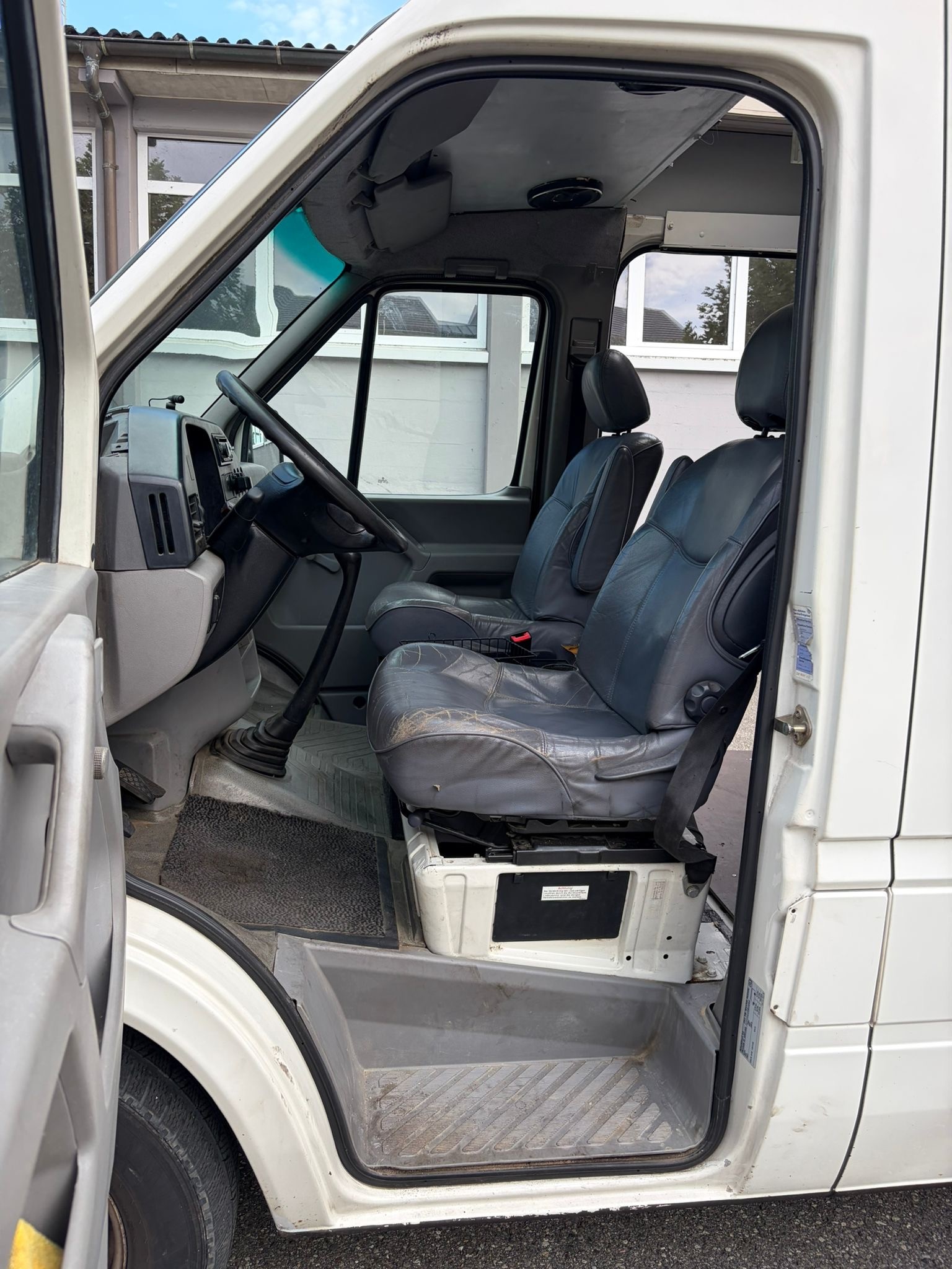 VW CRAFTER-image-11