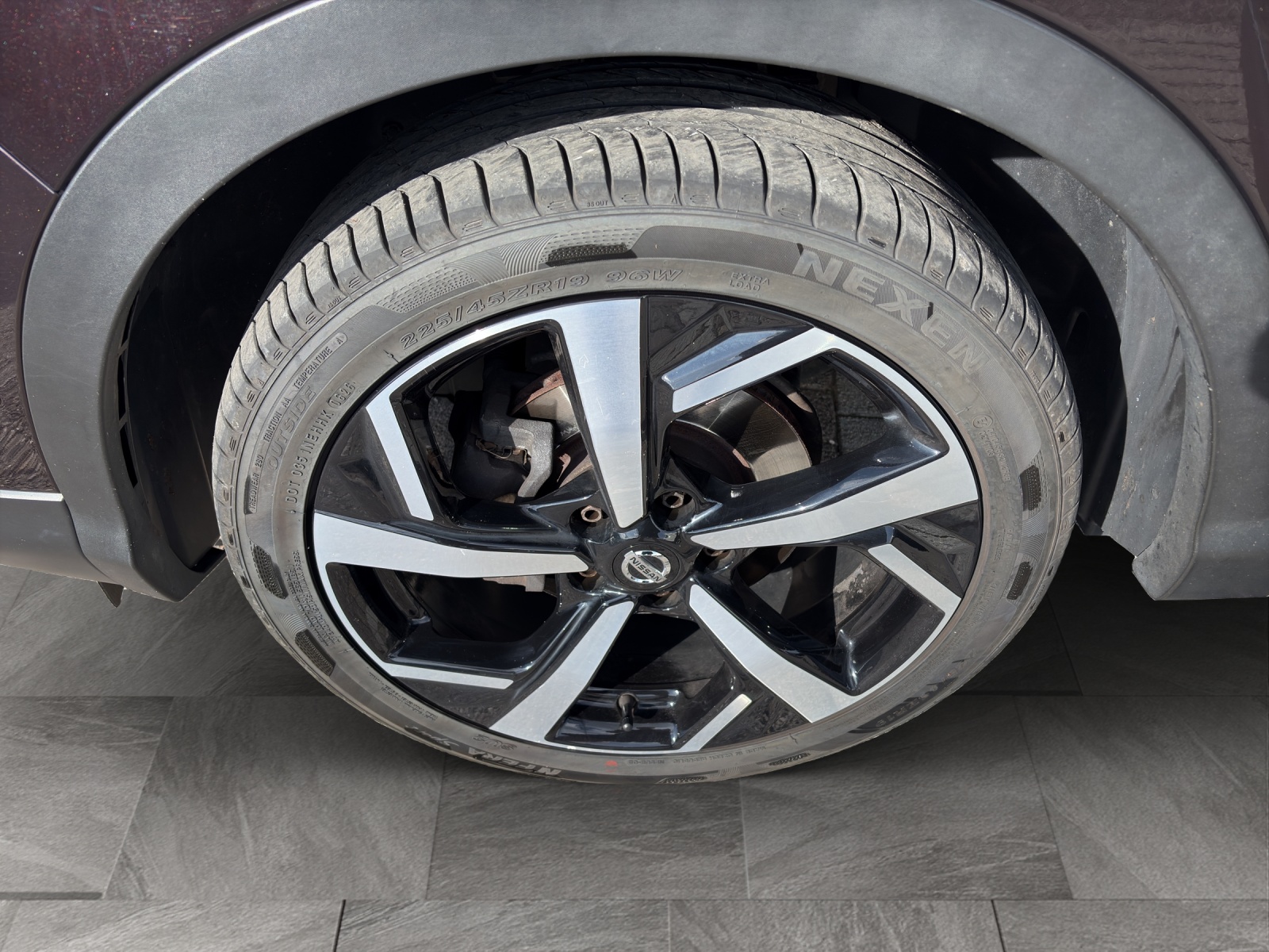 NISSAN Qashqai 1.7 dCi Tekna+ 4x4-image-8