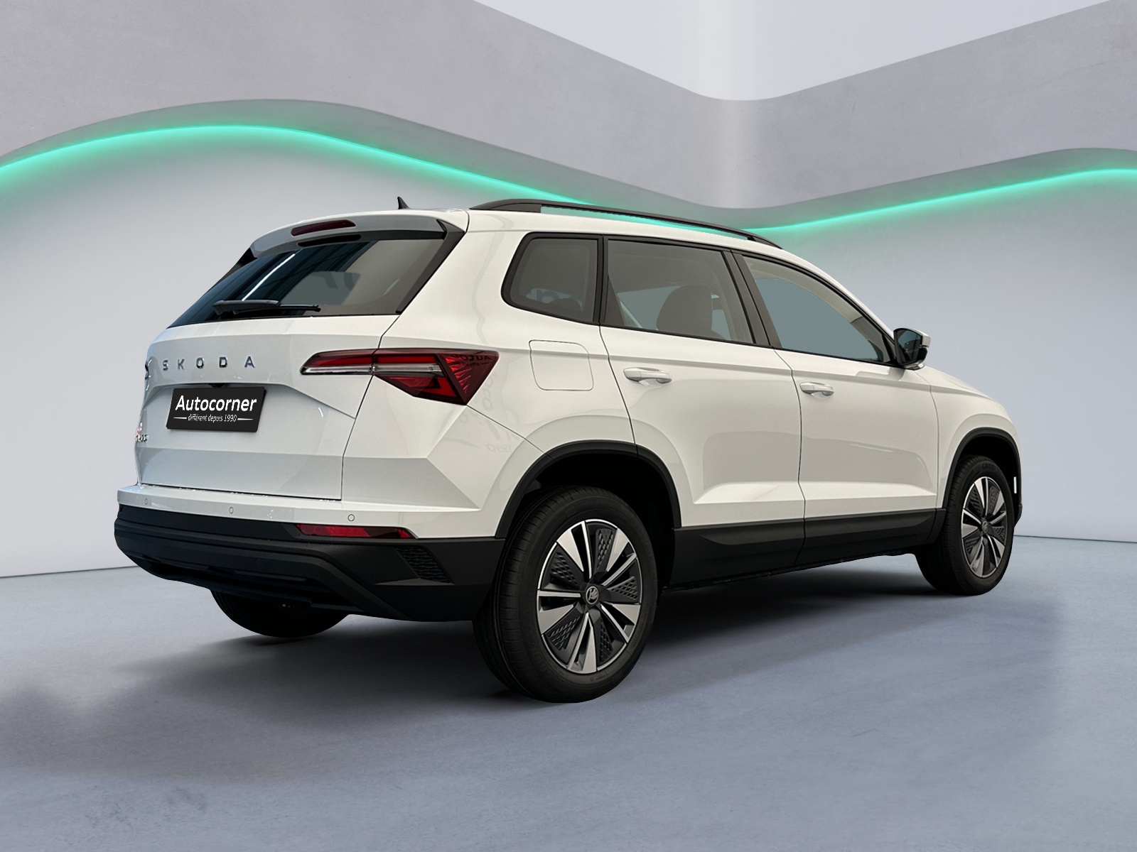 SKODA Karoq 2.0 TDI CR Dynamic 4x4 DSG-image-4