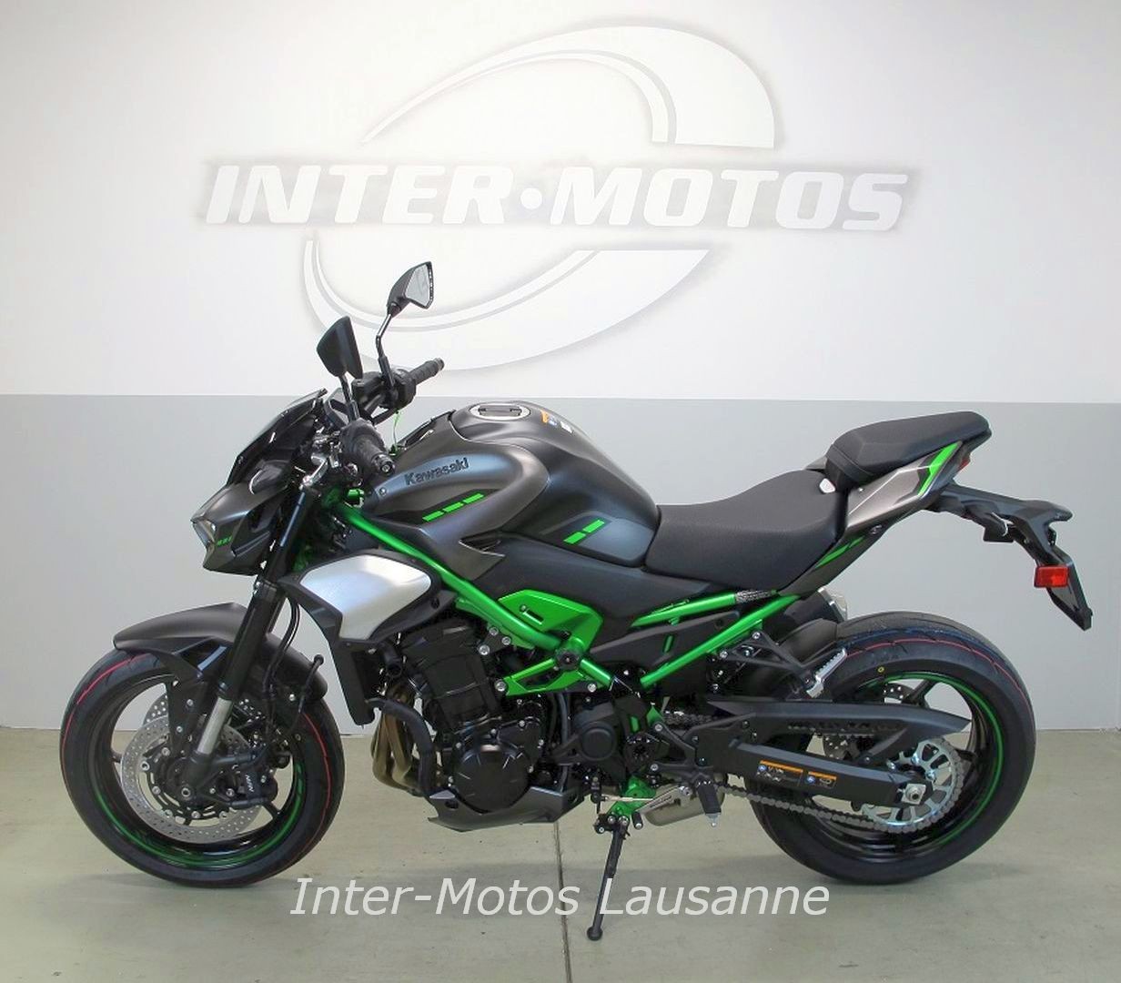 KAWASAKI Z900 (70/35KW)-showroom-element-3