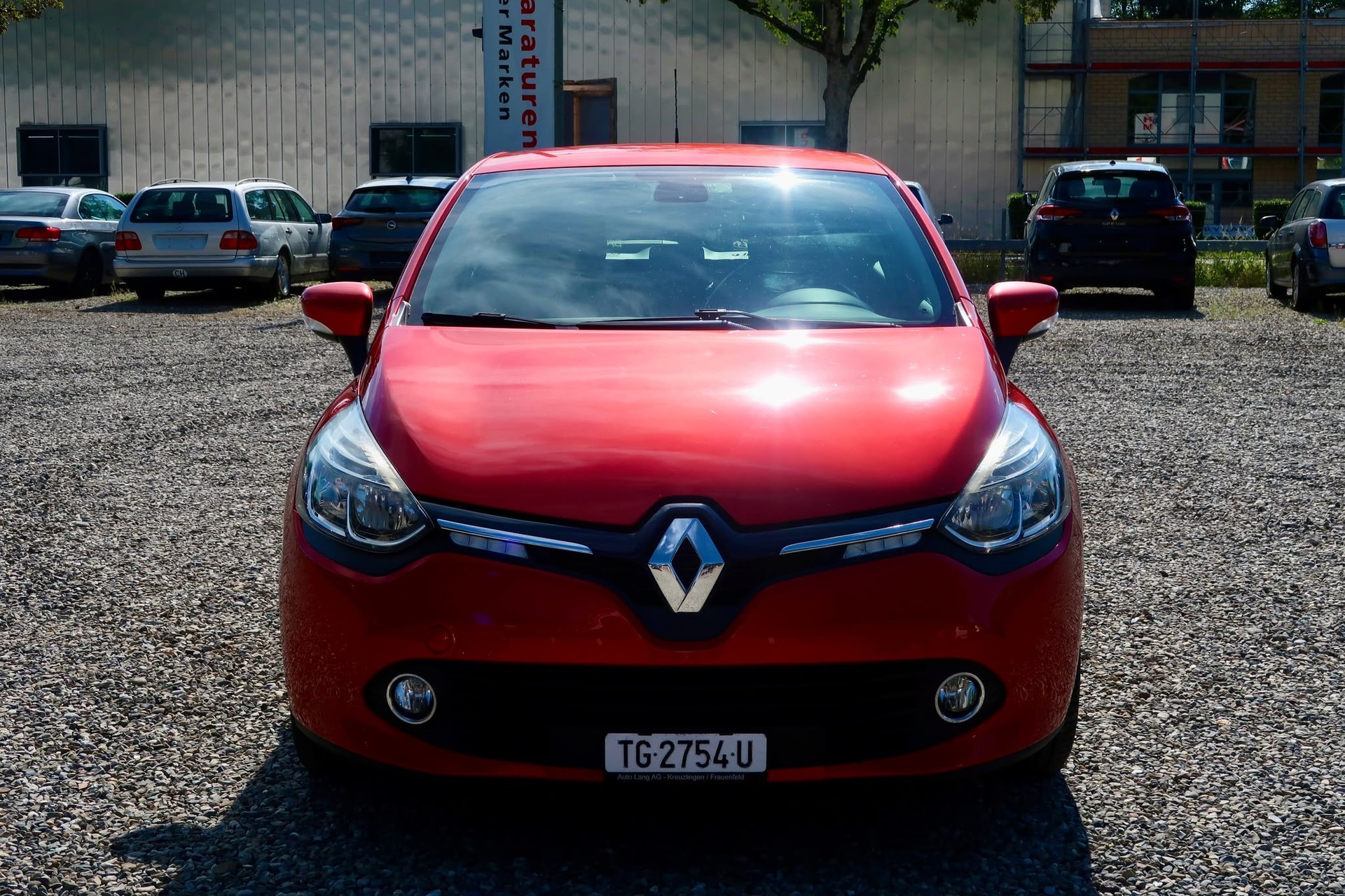 RENAULT Clio 1.5 dCi Swiss Edition-image-1