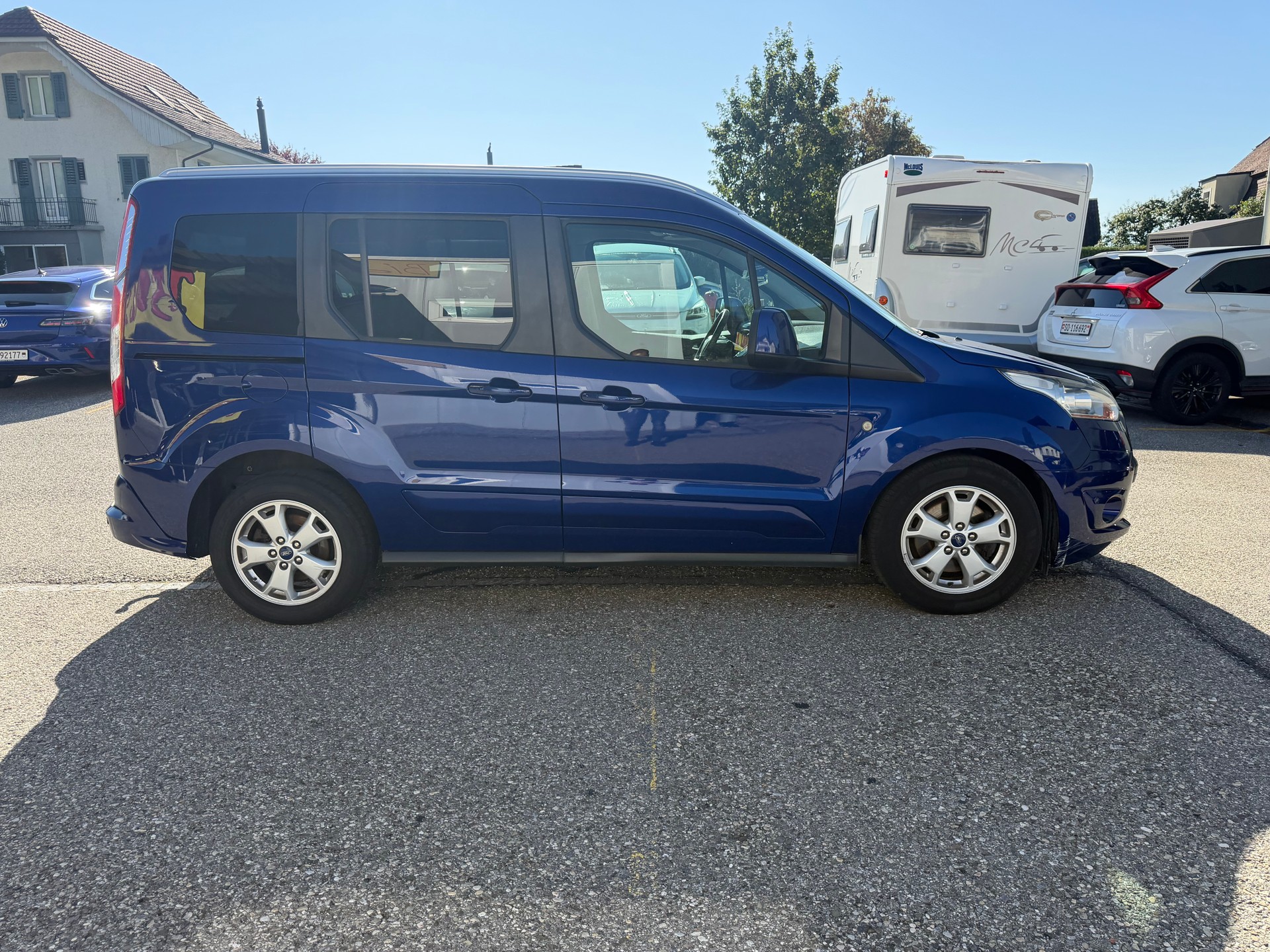 FORD Tourneo Connect 1.0 SCTi Ambiente-image-3