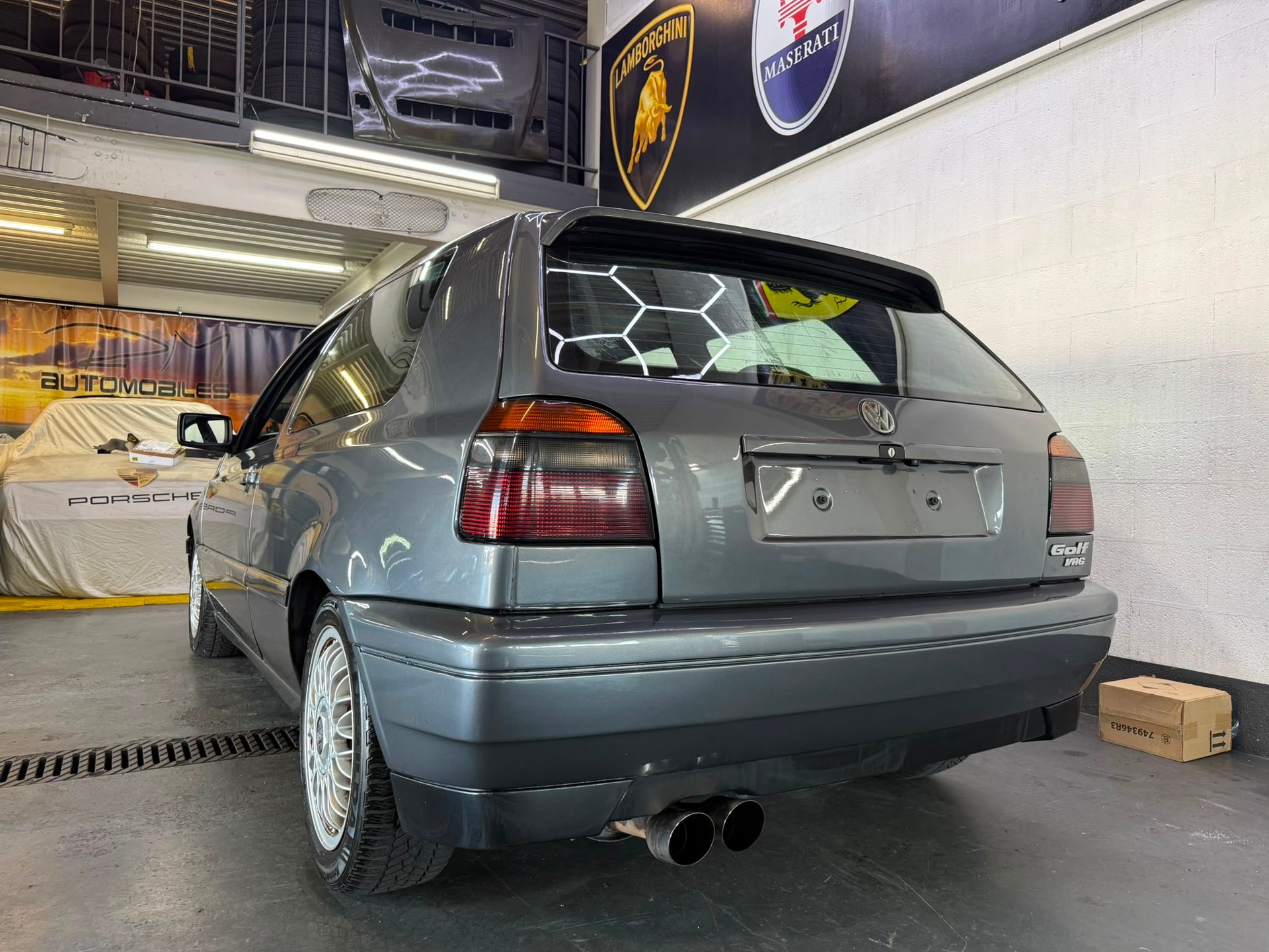 VW Golf 2800 VR6 Edition-image-2