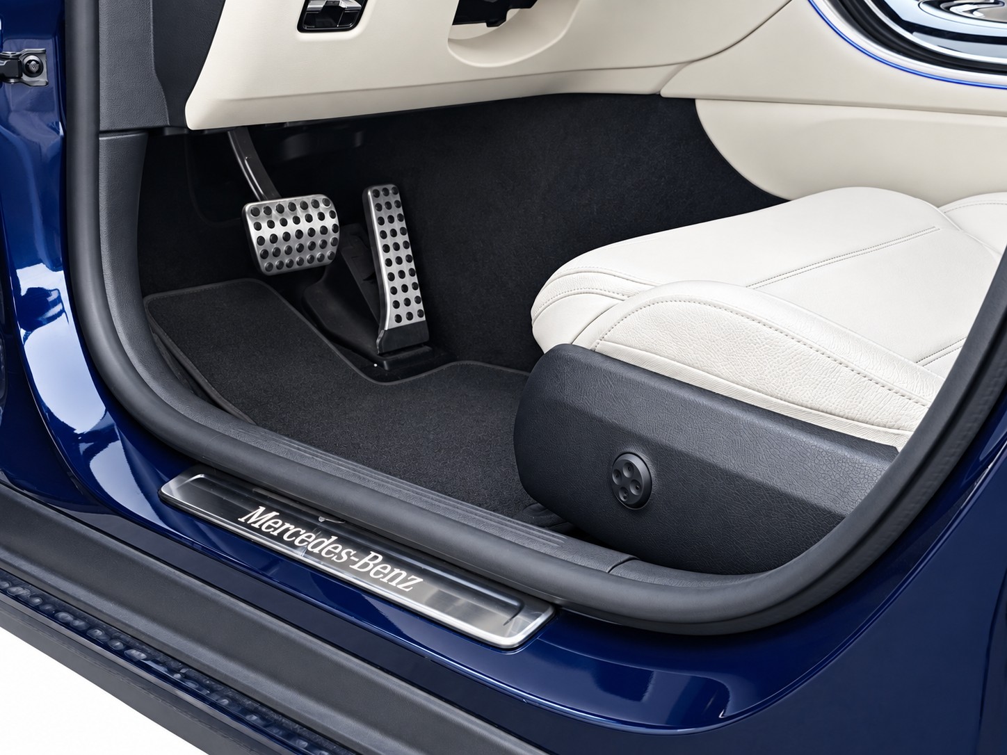 MERCEDES-BENZ C 220 d 4matic Kombi * Premium Plus Executive * CH FAHRZEUG *-image-16