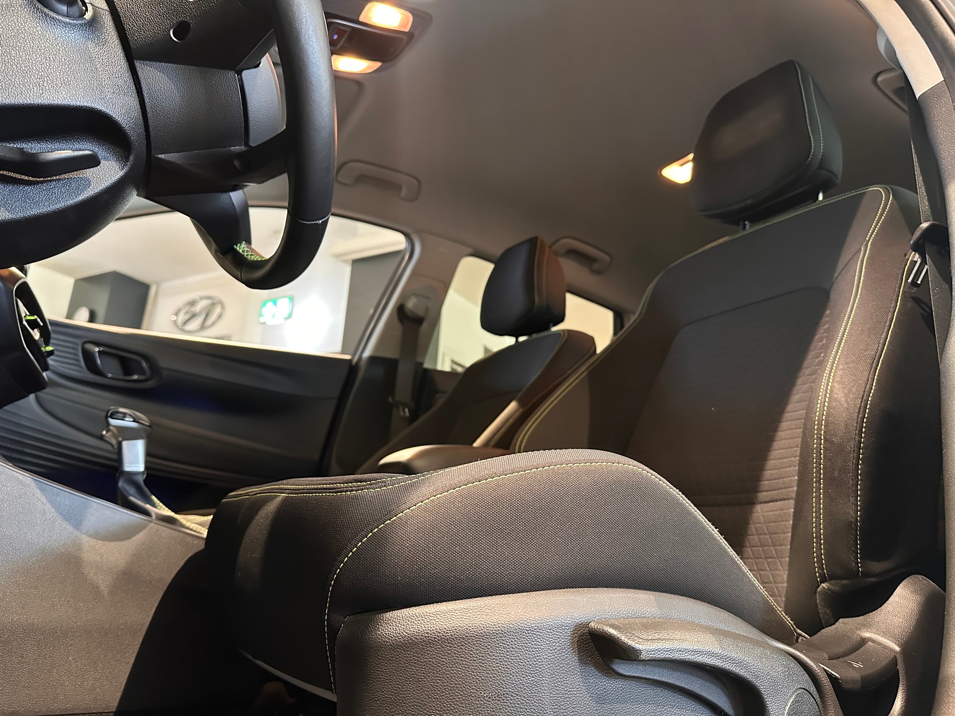HYUNDAI i20 1.0 T-GDI Vertex DCT 48V-image-9