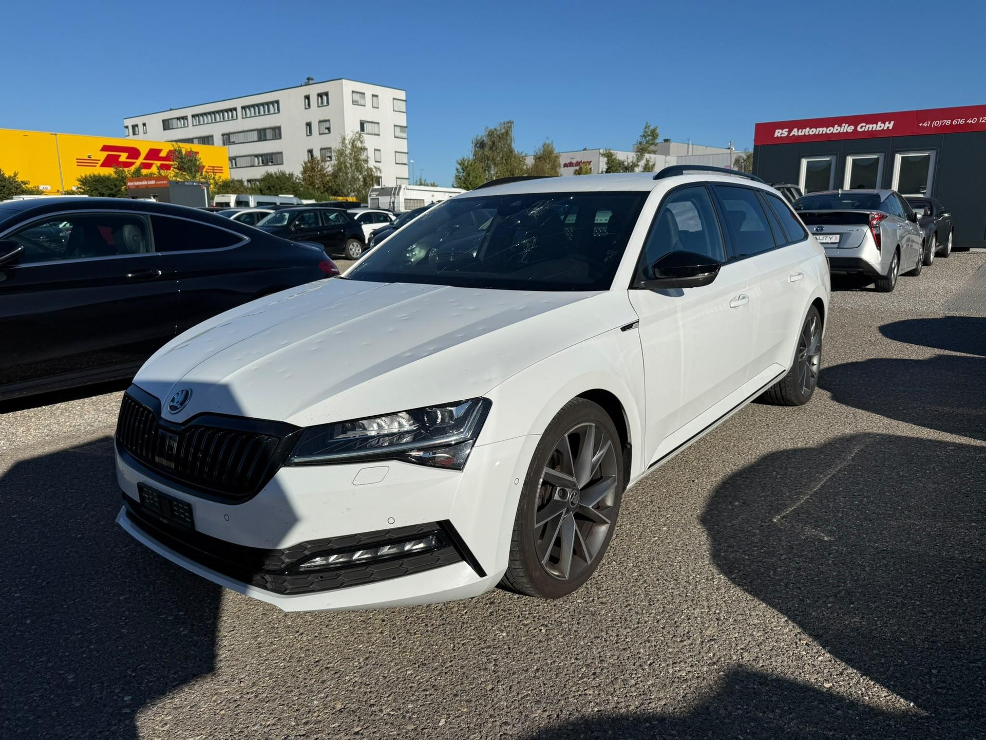 SKODA Superb Combi 2.0 TDI 200 SportLine 4x4 DSG-image-6