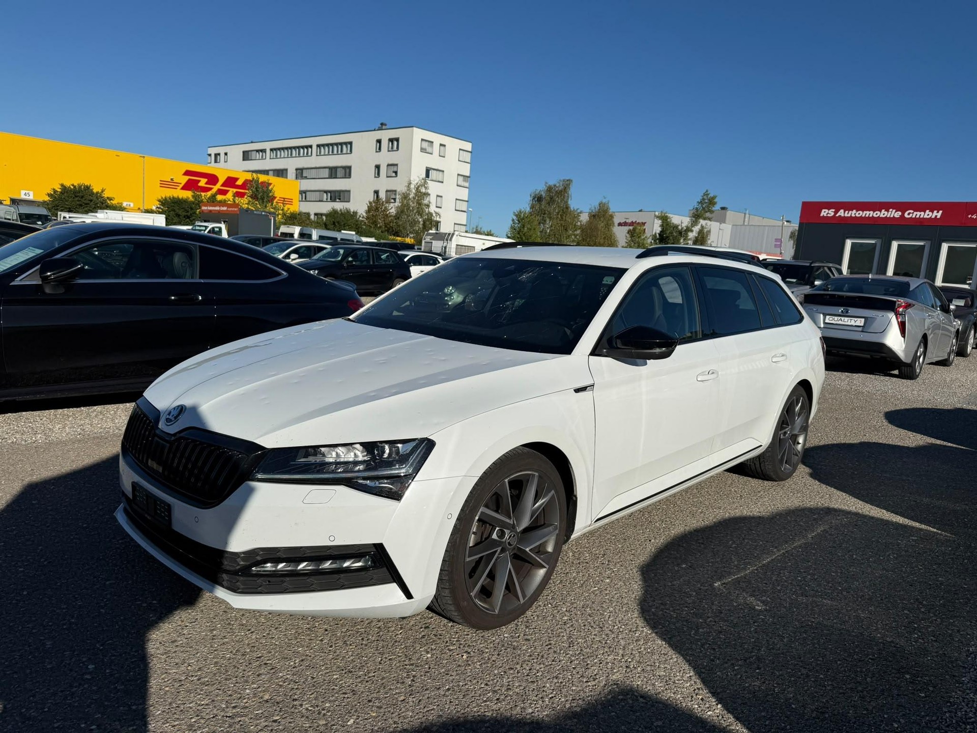 SKODA Superb Combi 2.0 TDI 200 SportLine 4x4 DSG-image-0
