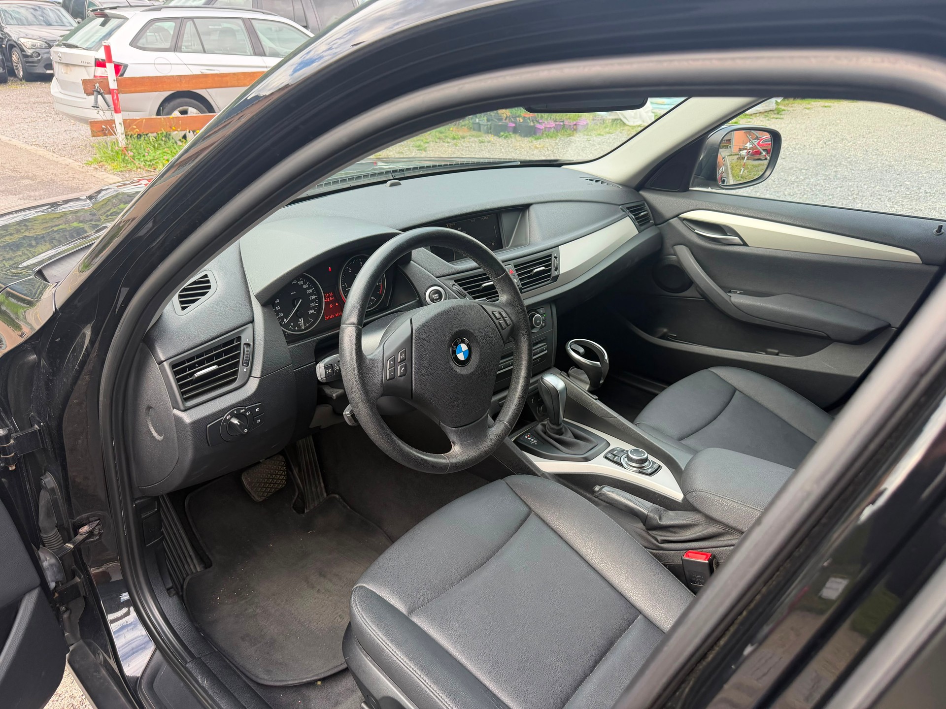 BMW X1 xDrive 18d Steptronic-image-6
