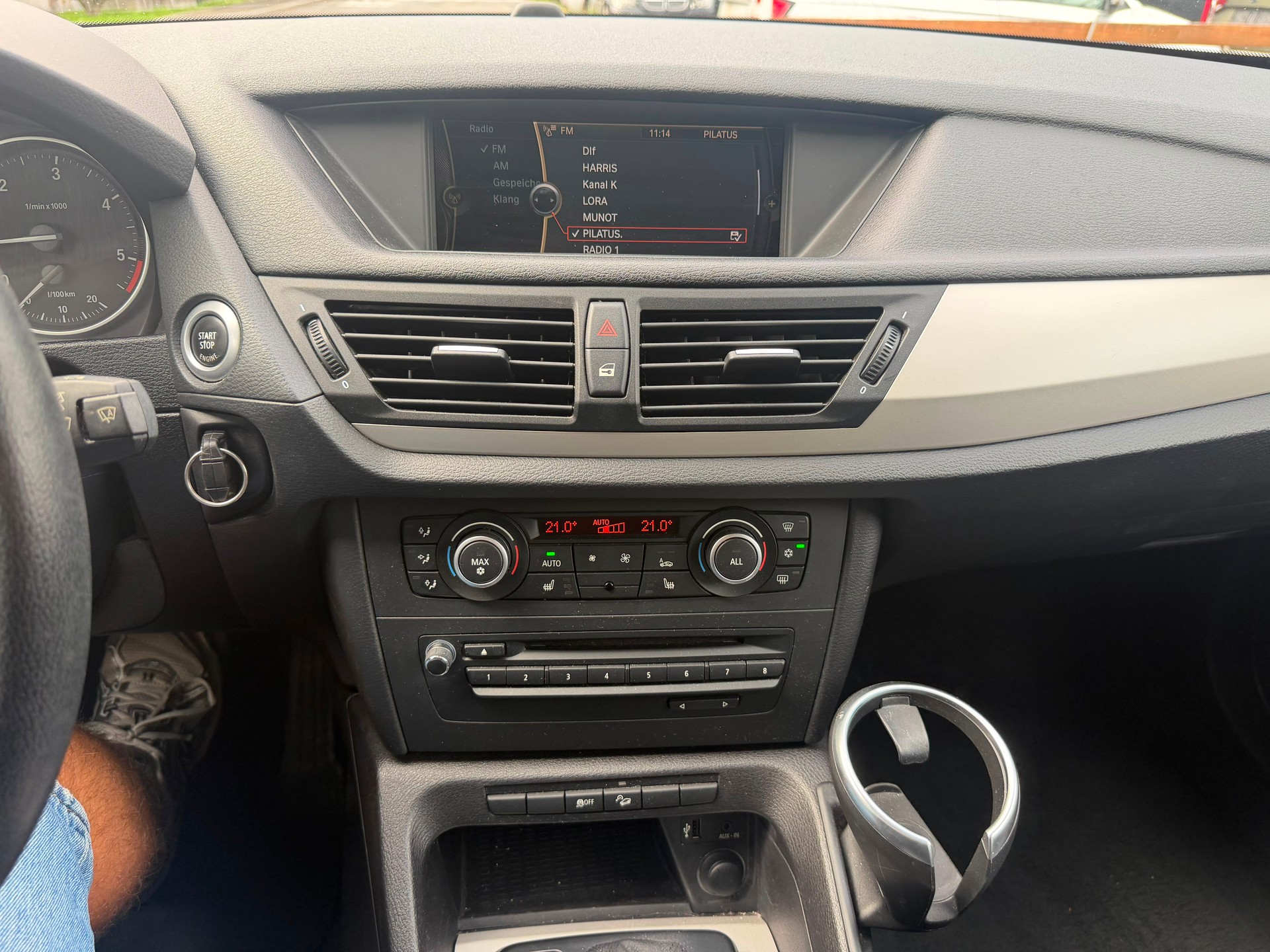 BMW X1 xDrive 18d Steptronic-image-7