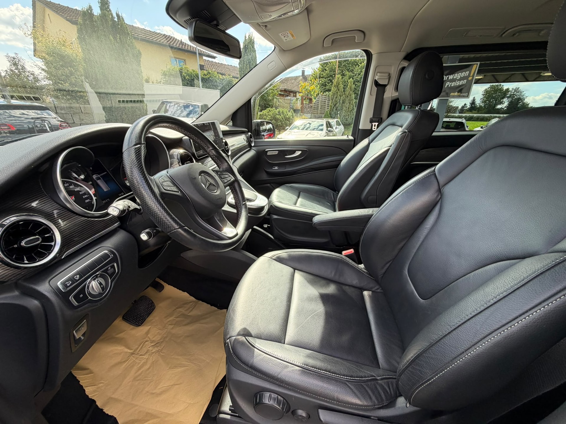 MERCEDES-BENZ V 250 d lang Avantgarde 4Matic G-Tronic-image-12