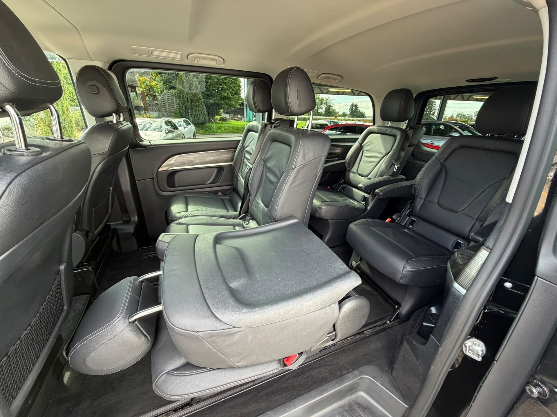 MERCEDES-BENZ V 250 d lang Avantgarde 4Matic G-Tronic-image-14