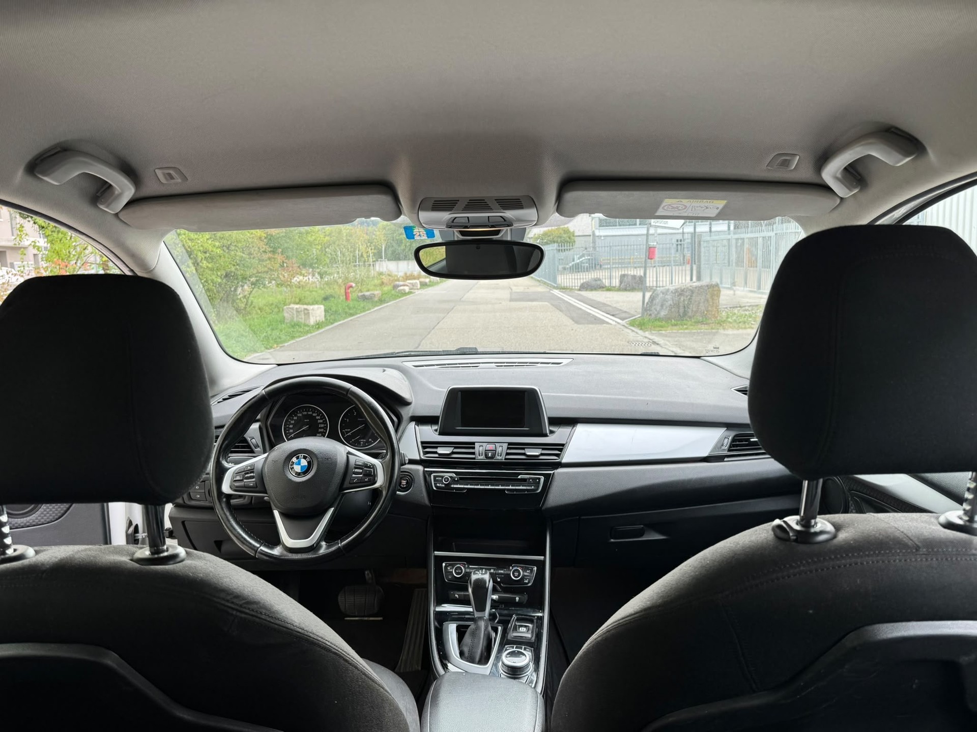 BMW 216d Gran Tourer Steptronic-image-14
