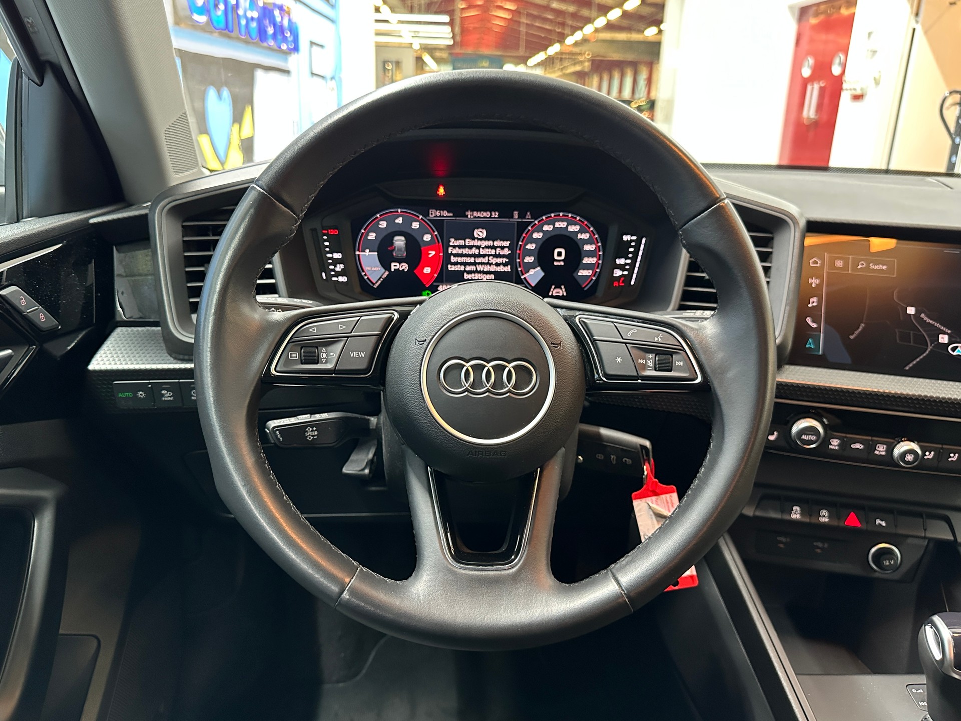 AUDI A1 Sportback 30 TFSI S-tronic-image-10