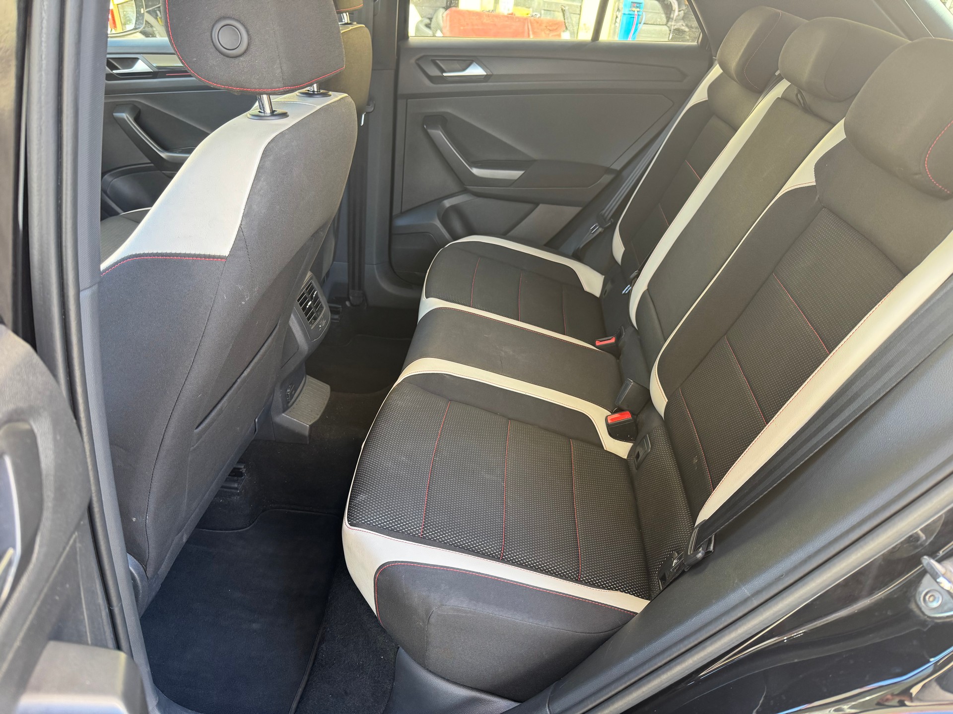 VW T-Roc 2.0 TDI SCR Sport 4Motion-image-7