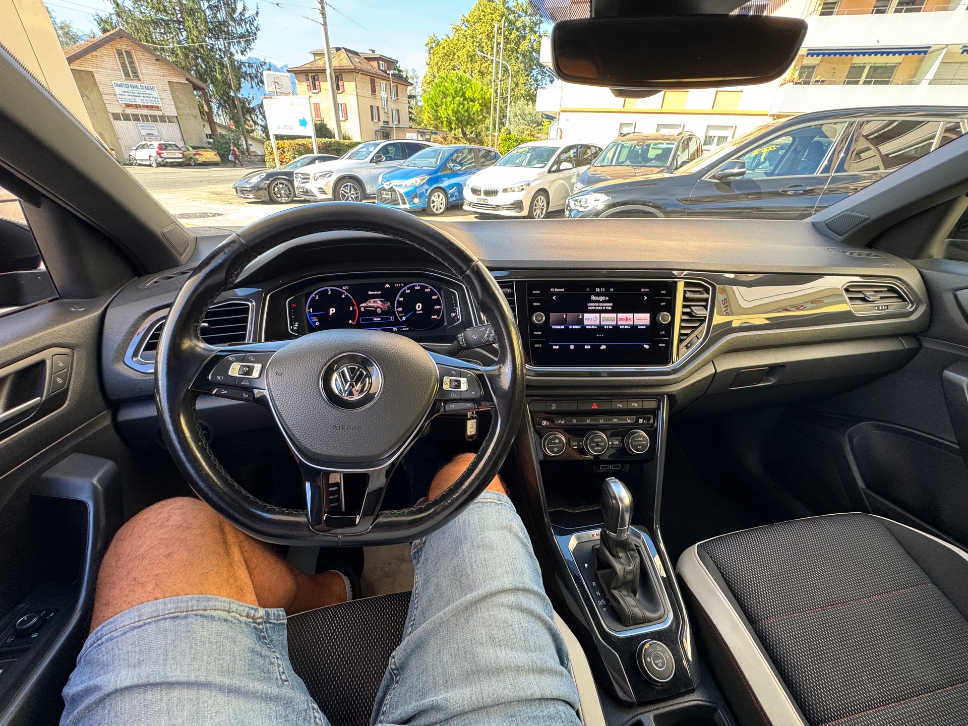 VW T-Roc 2.0 TDI SCR Sport 4Motion-image-11