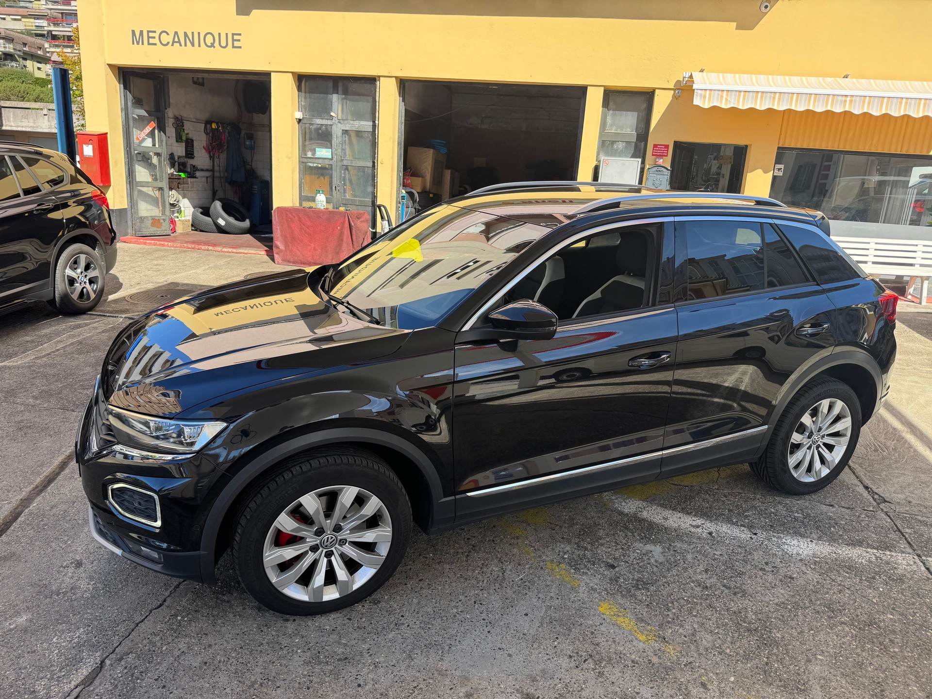 VW T-Roc 2.0 TDI SCR Sport 4Motion-image-0