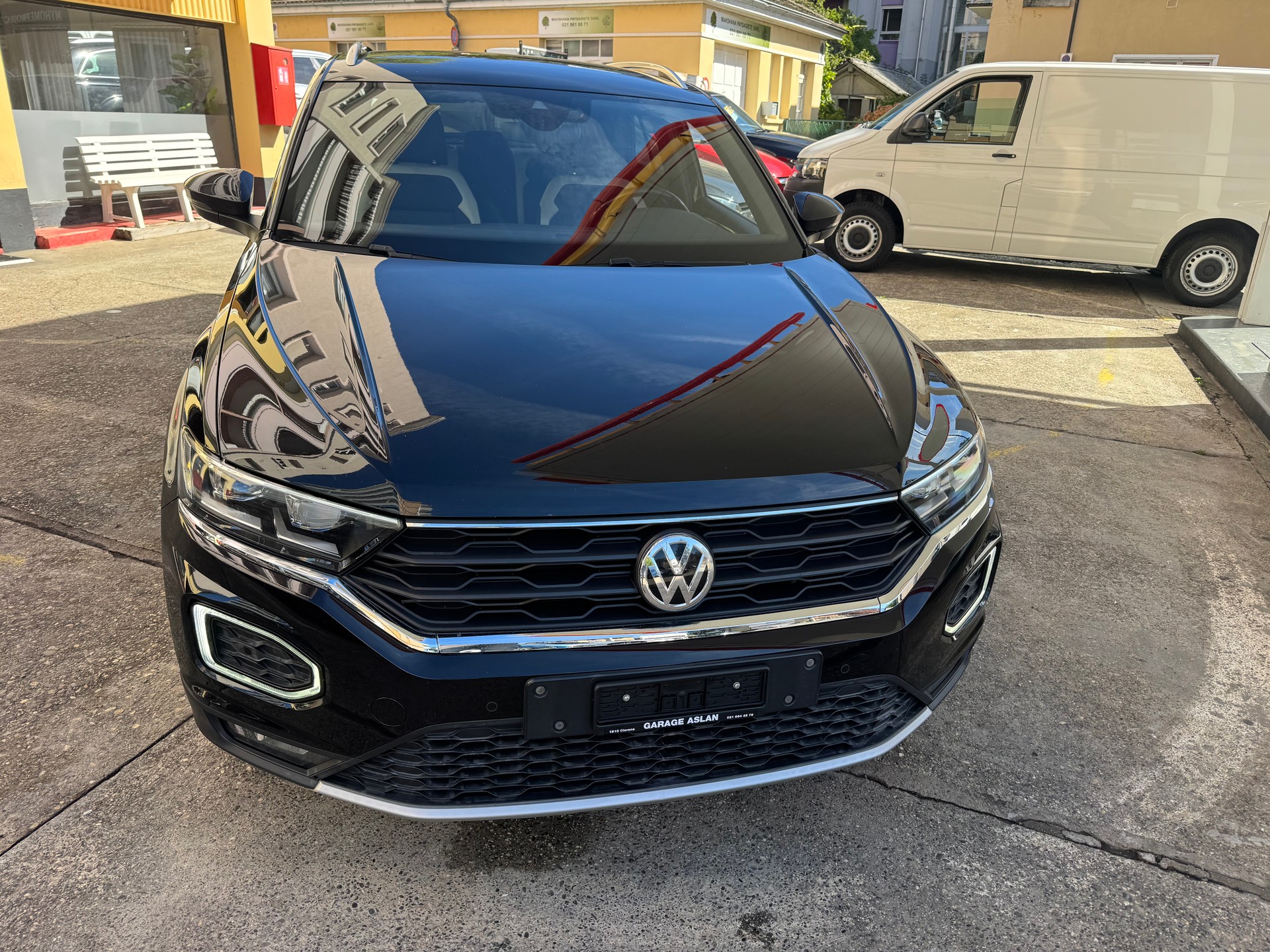 VW T-Roc 2.0 TDI SCR Sport 4Motion-image-5