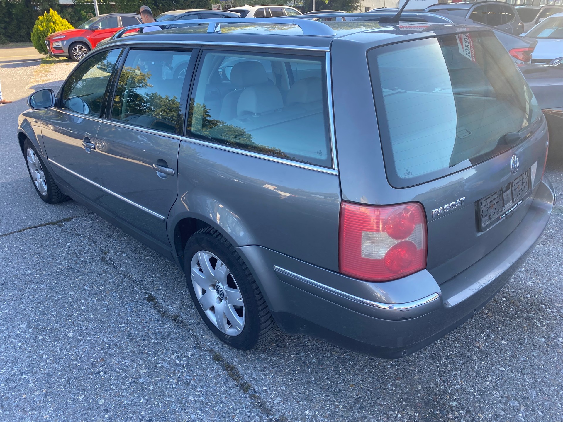 VW Passat Variant 2.8 V6 4Motion Highline Automat-image-3