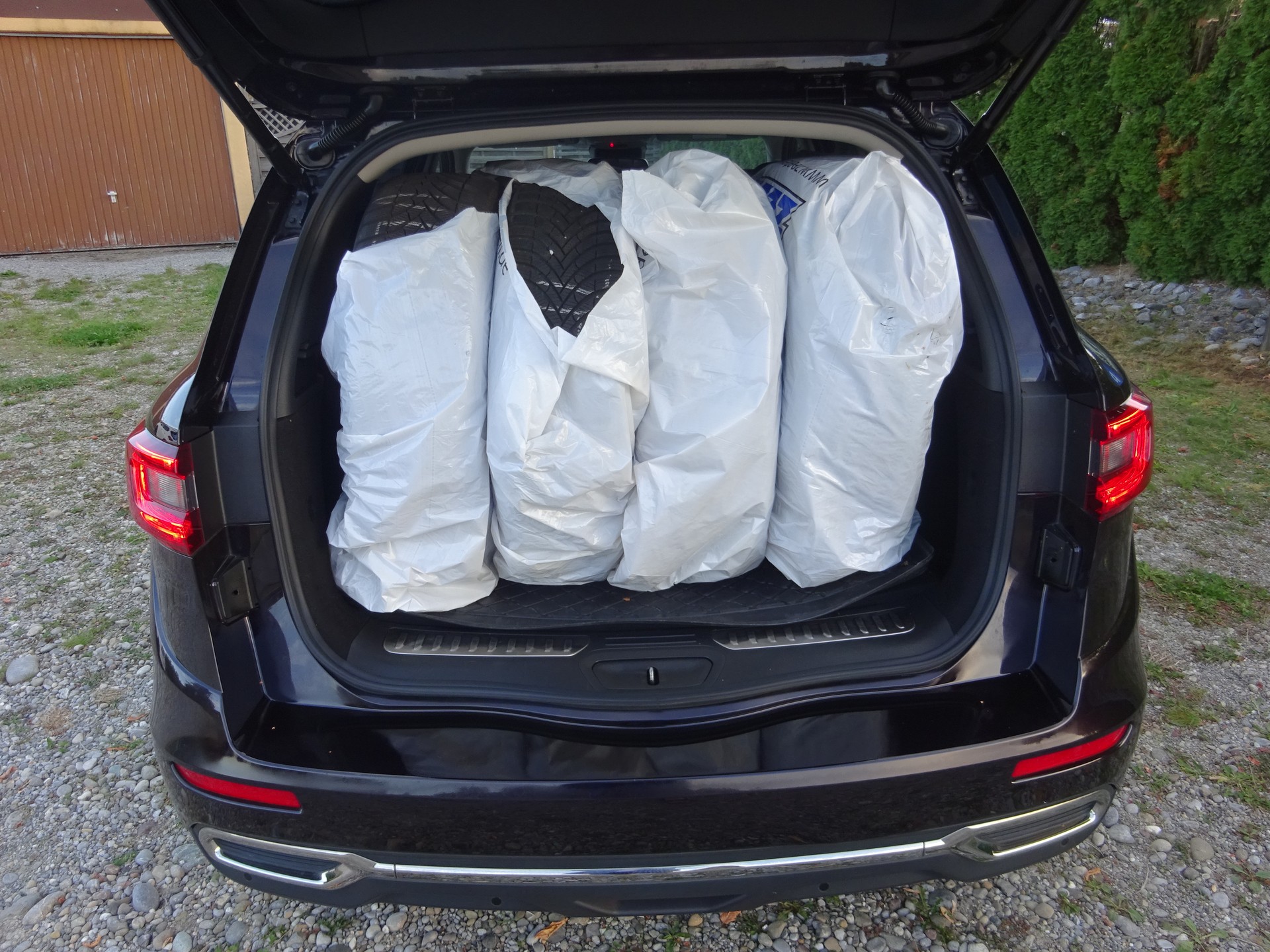 RENAULT Koleos 2.0 dCi Zen Xtronic CVT- MFK 9.2026 - TOPAUSSTATTUNG-image-13