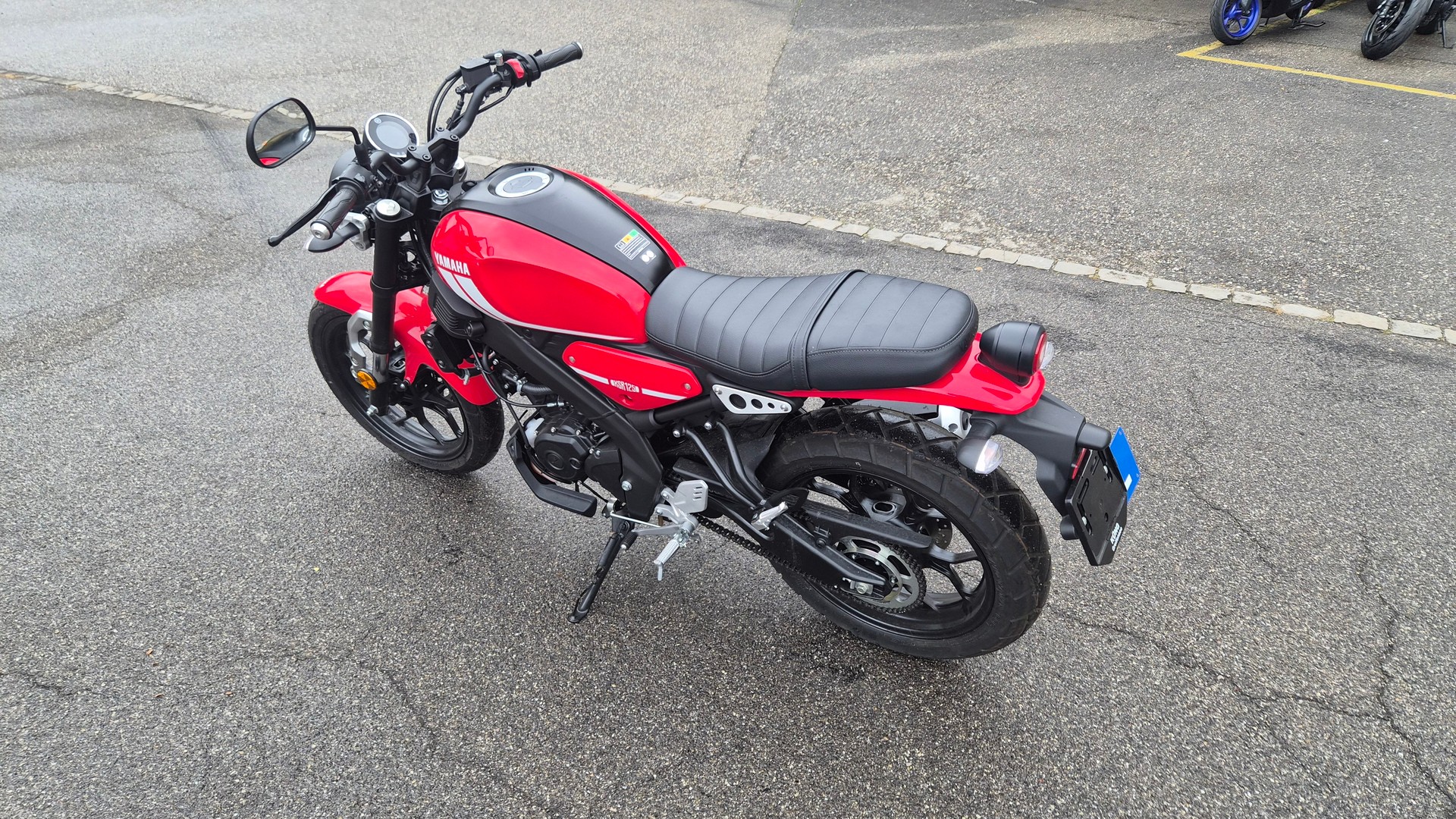 YAMAHA XSR 125-image-4