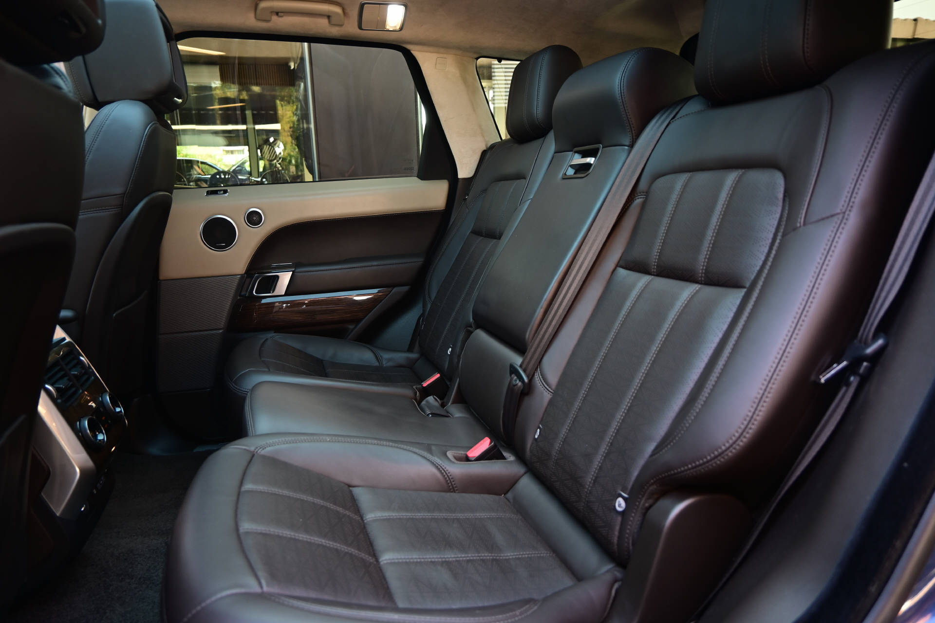 LAND ROVER Range Rover Sport 5.0 V8 SC Autobiography Dynamic *SVO Premium Sonderlack*Panoramadach*7-Plätzer*-image-27