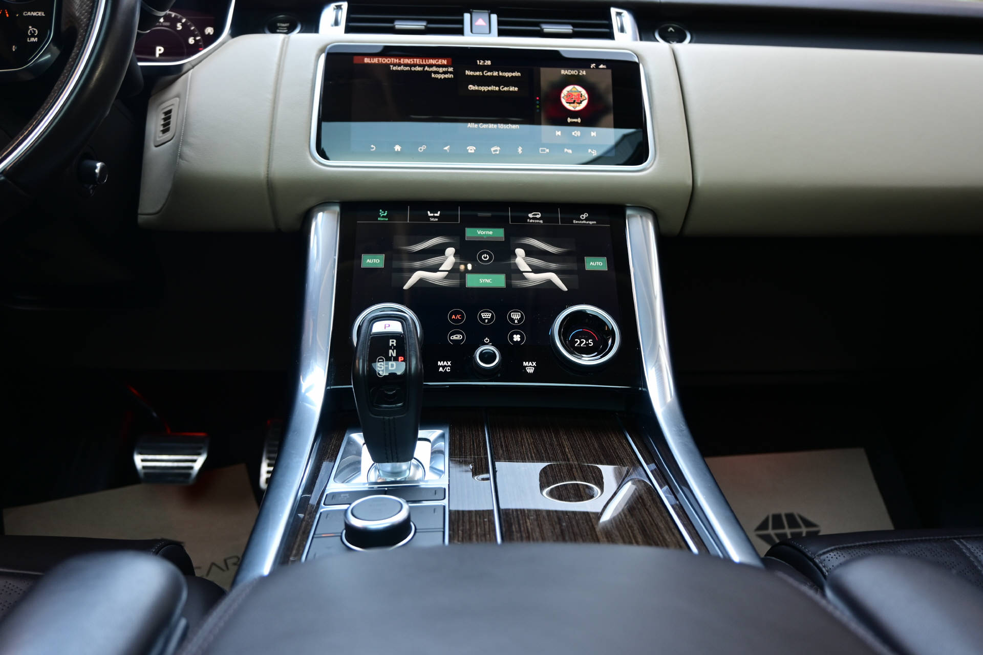 LAND ROVER Range Rover Sport 5.0 V8 SC Autobiography Dynamic *SVO Premium Sonderlack*Panoramadach*7-Plätzer*-image-24