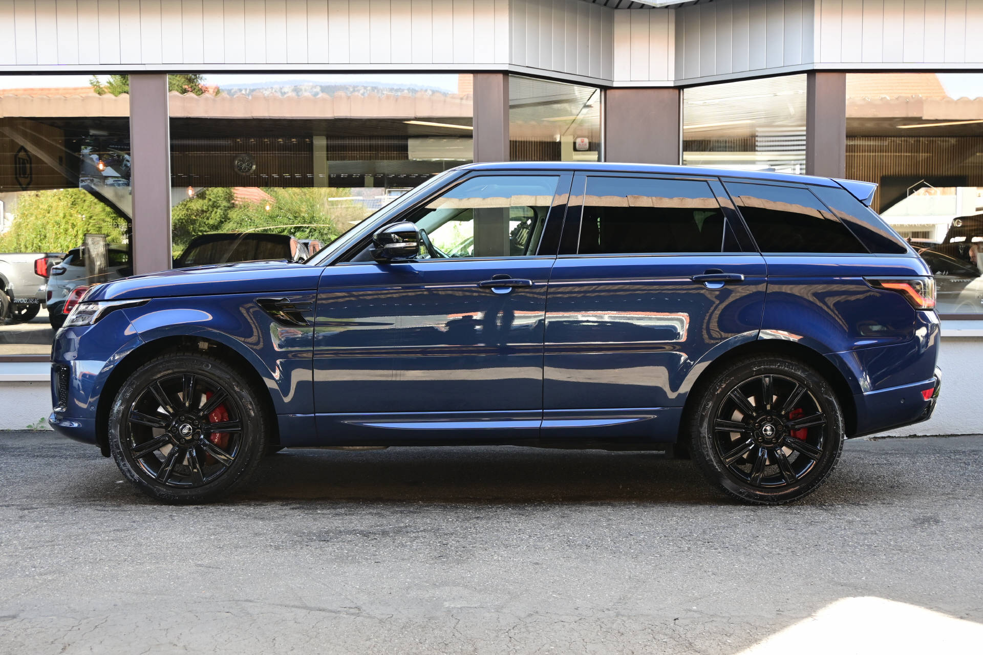LAND ROVER Range Rover Sport 5.0 V8 SC Autobiography Dynamic *SVO Premium Sonderlack*Panoramadach*7-Plätzer*-image-4