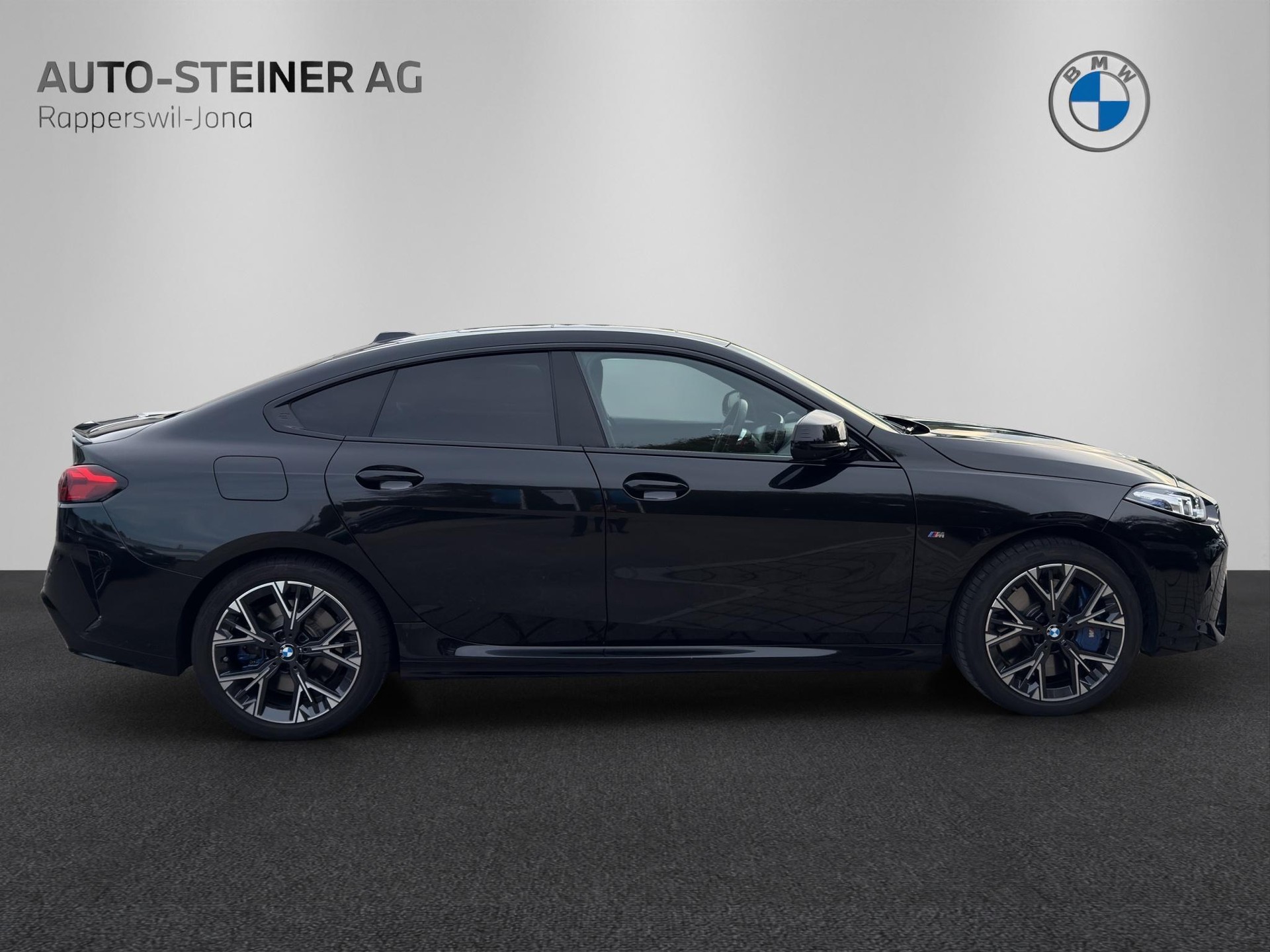 BMW M235i xDrive Gran Coupé-image-5