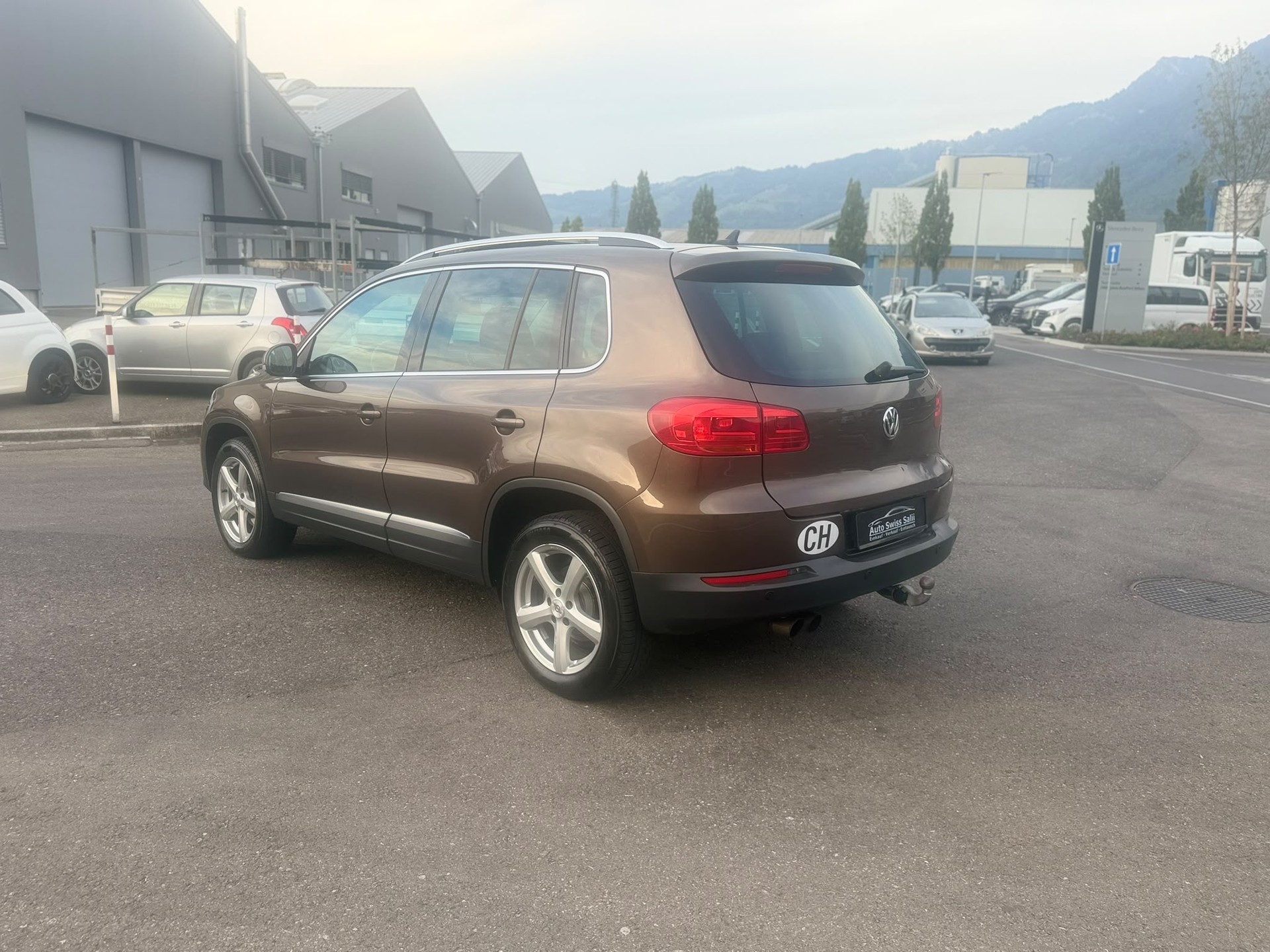 VW Tiguan 2.0 TDI Team-image-3