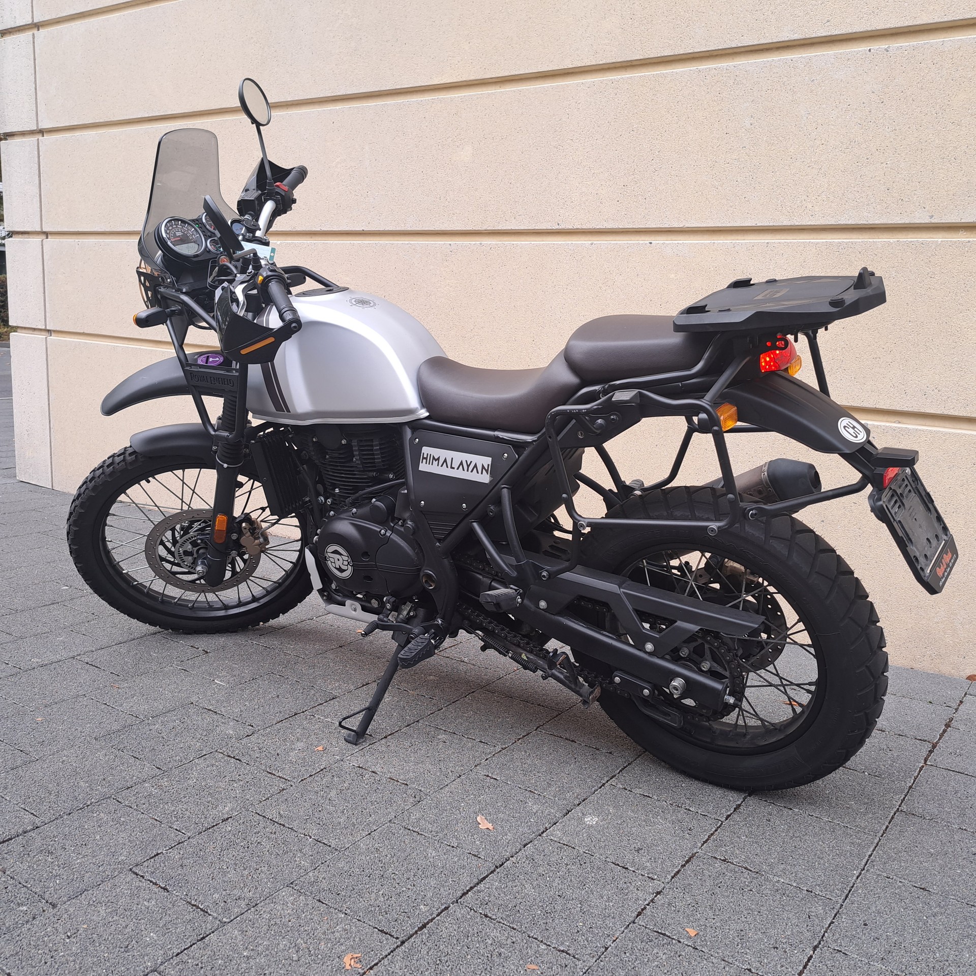 ROYAL ENFIELD Himalayan-image-2