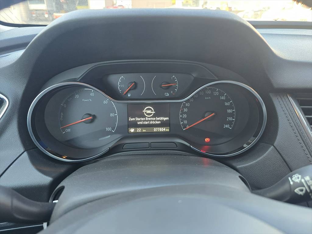 OPEL Grandland X 1.6 Hybrid4 Ultimate Automatik-image-15