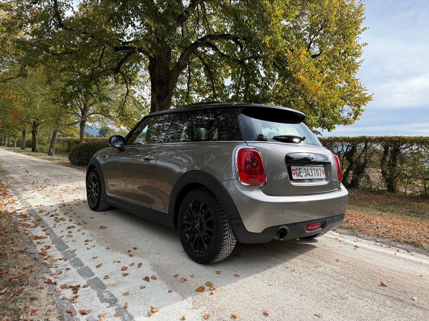 Car photo