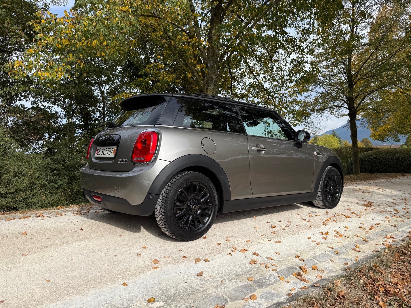 MINI Cooper Steptronic-image-3
