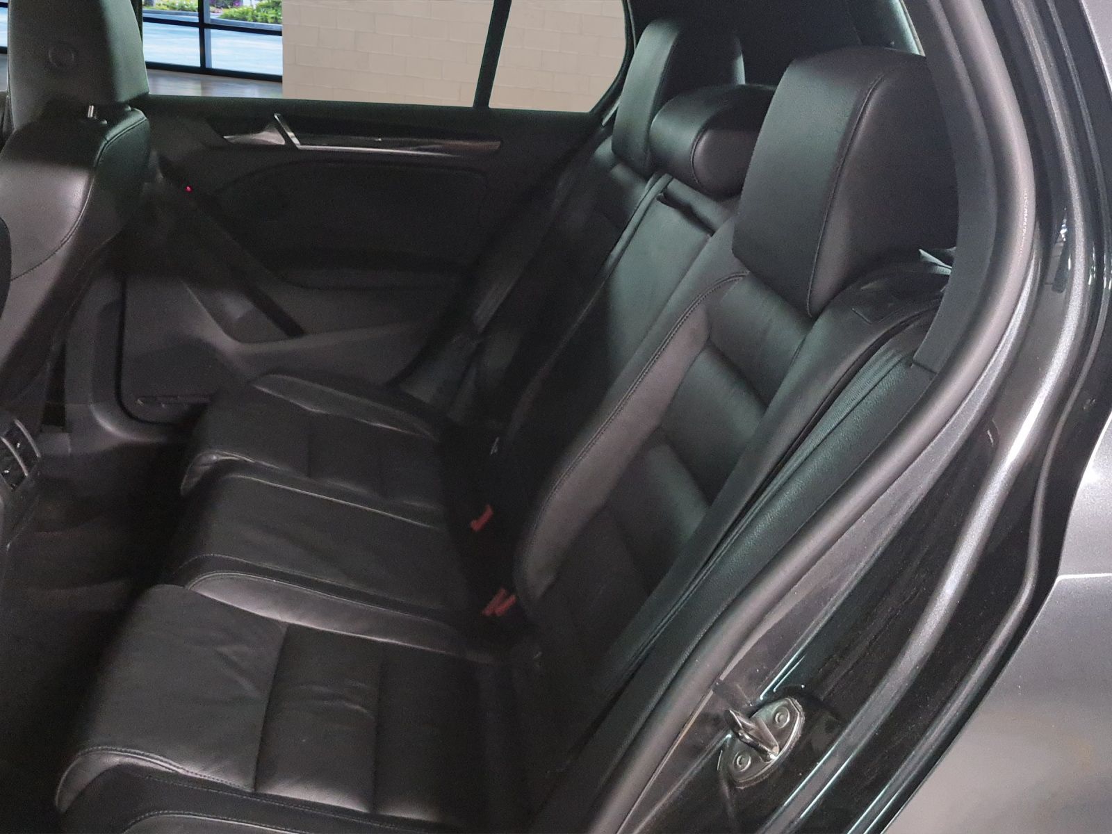 VW Golf 2.0 TSI GTI-image-10