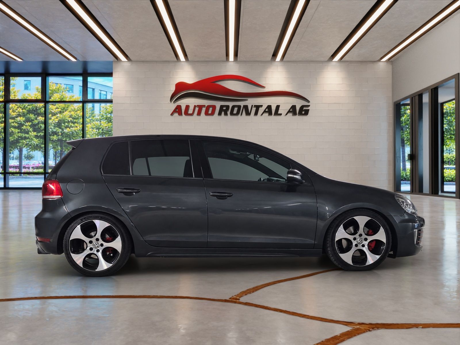 VW Golf 2.0 TSI GTI-image-6