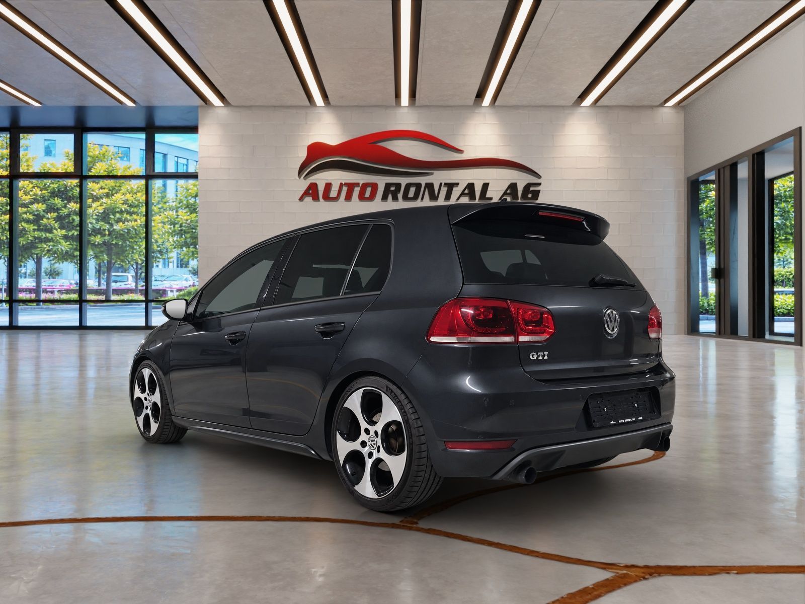 VW Golf 2.0 TSI GTI-image-3