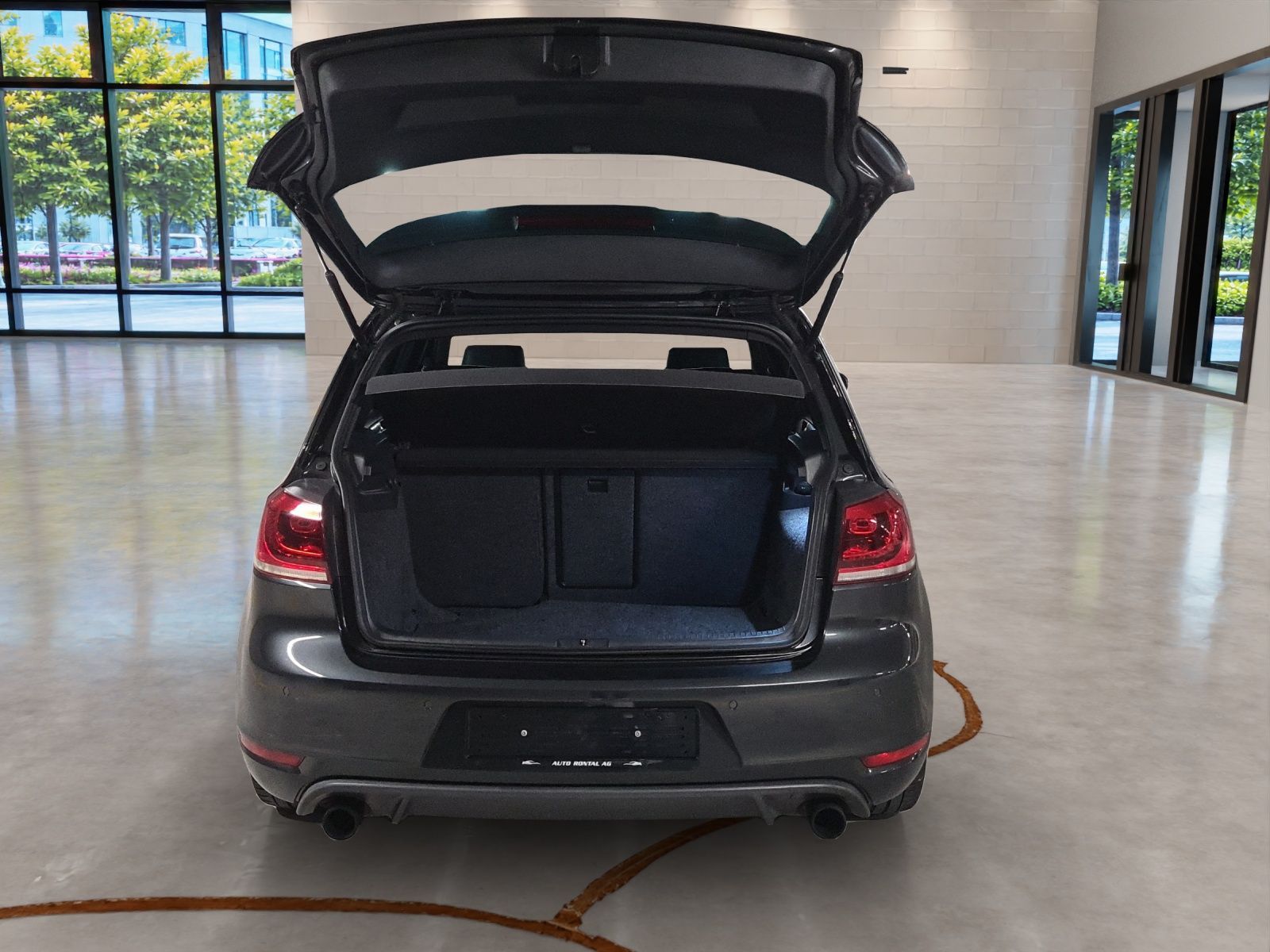 VW Golf 2.0 TSI GTI-image-12