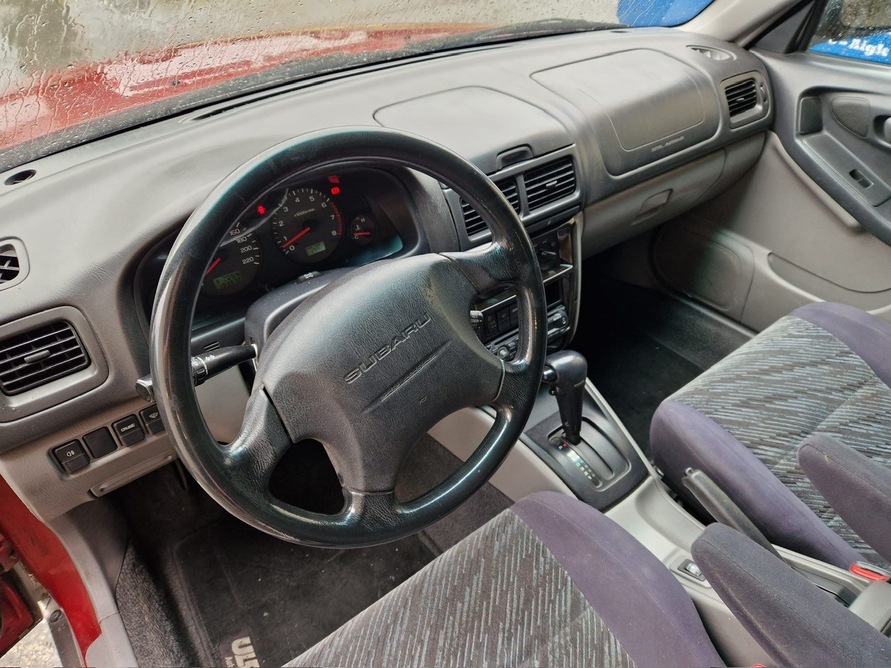 SUBARU Forester 2.0 Comfort Automatic Automatique-image-8